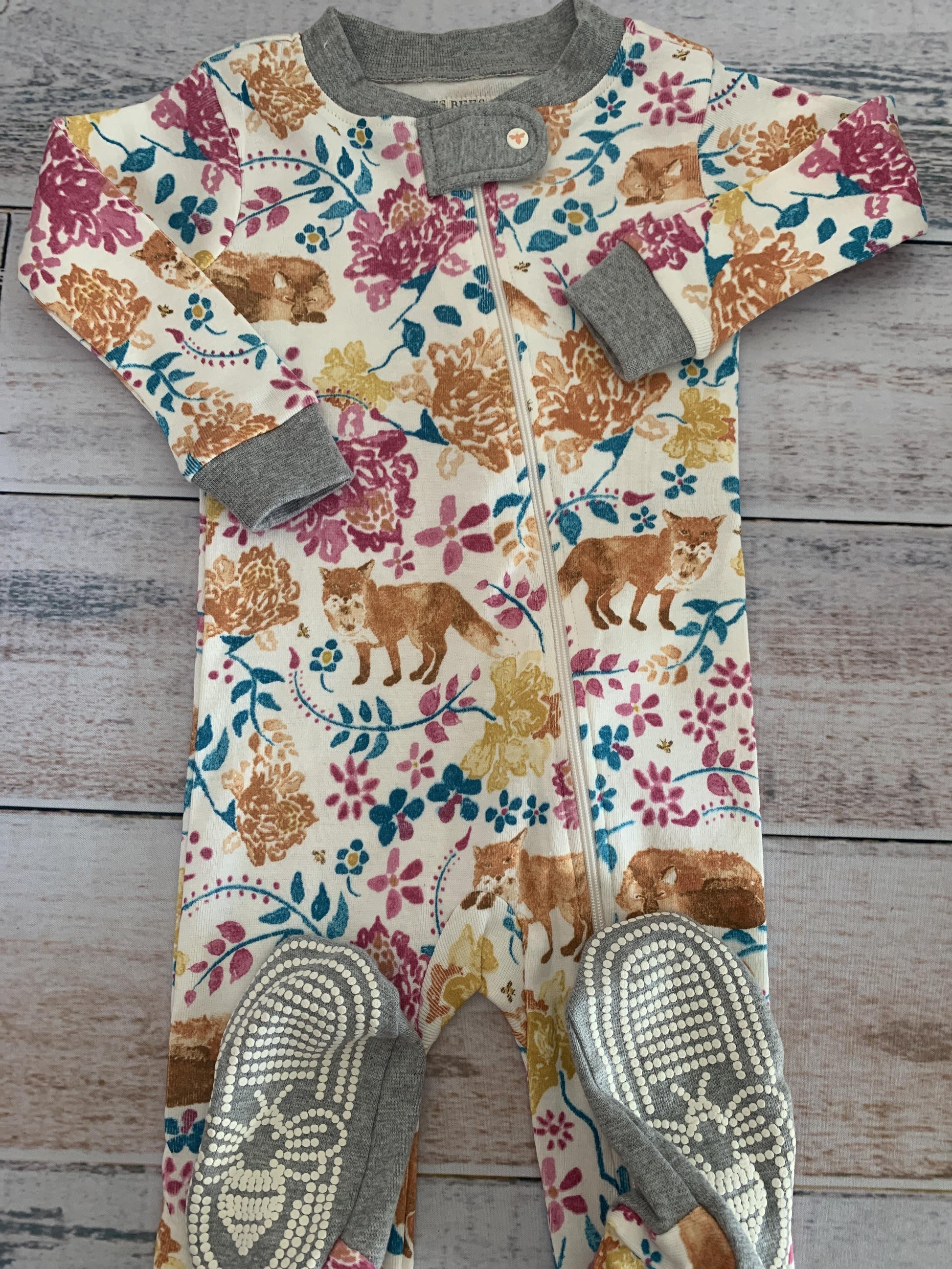 Burt's Bees Girls pink | Teal | animals Pajamas Size: 6-9 months pink | Teal | animals
