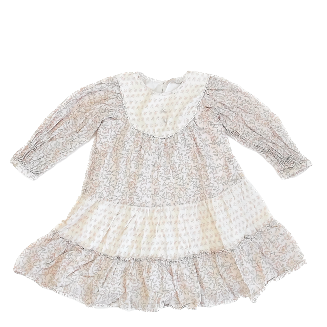 Petit Main Girls Pink | White | Floral Dress Size: 110 (5T) Pink | White | Floral