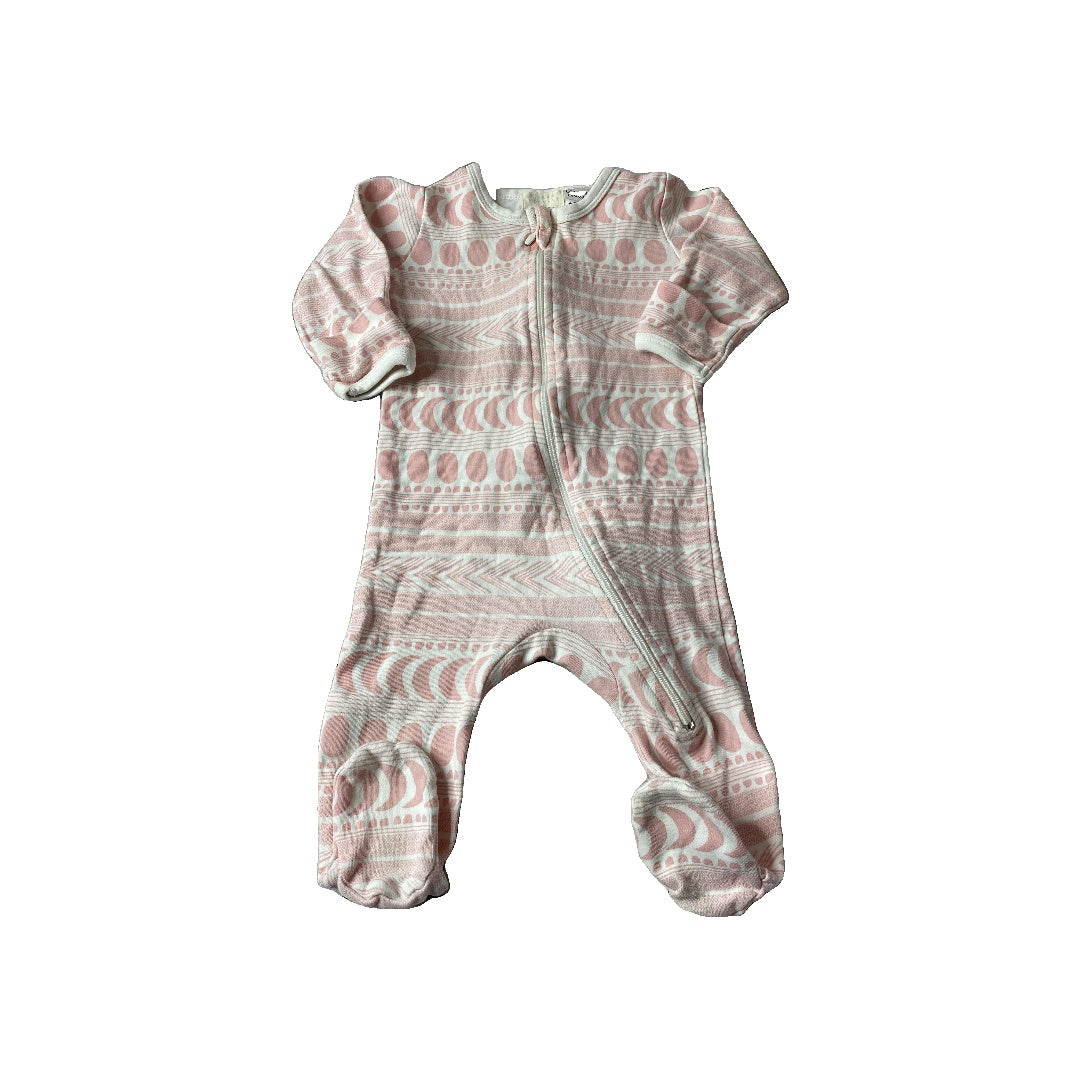 Wilson & Frenchy Girls pink | White | Geometric Pajamas Size: 3-6 months pink | White | Geometric