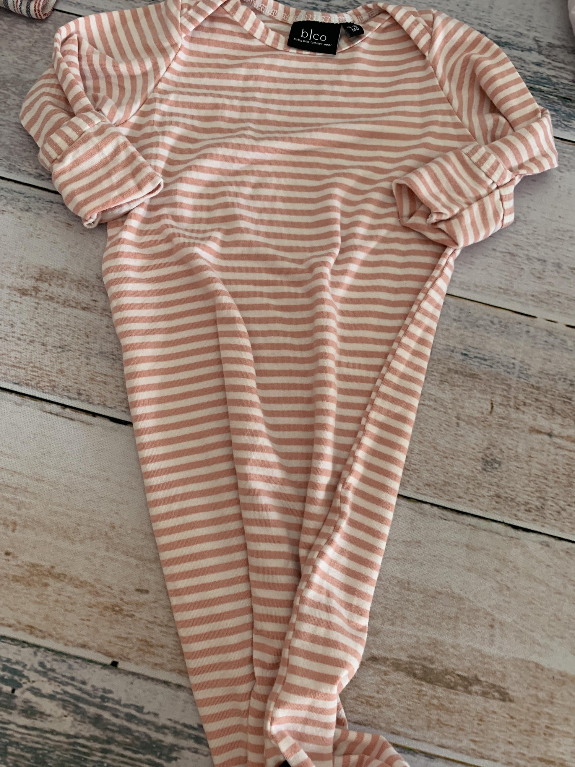BabySprouts co Girls pink | White | Stripe Sleepsack Size: 3-6 months pink | White | Stripe