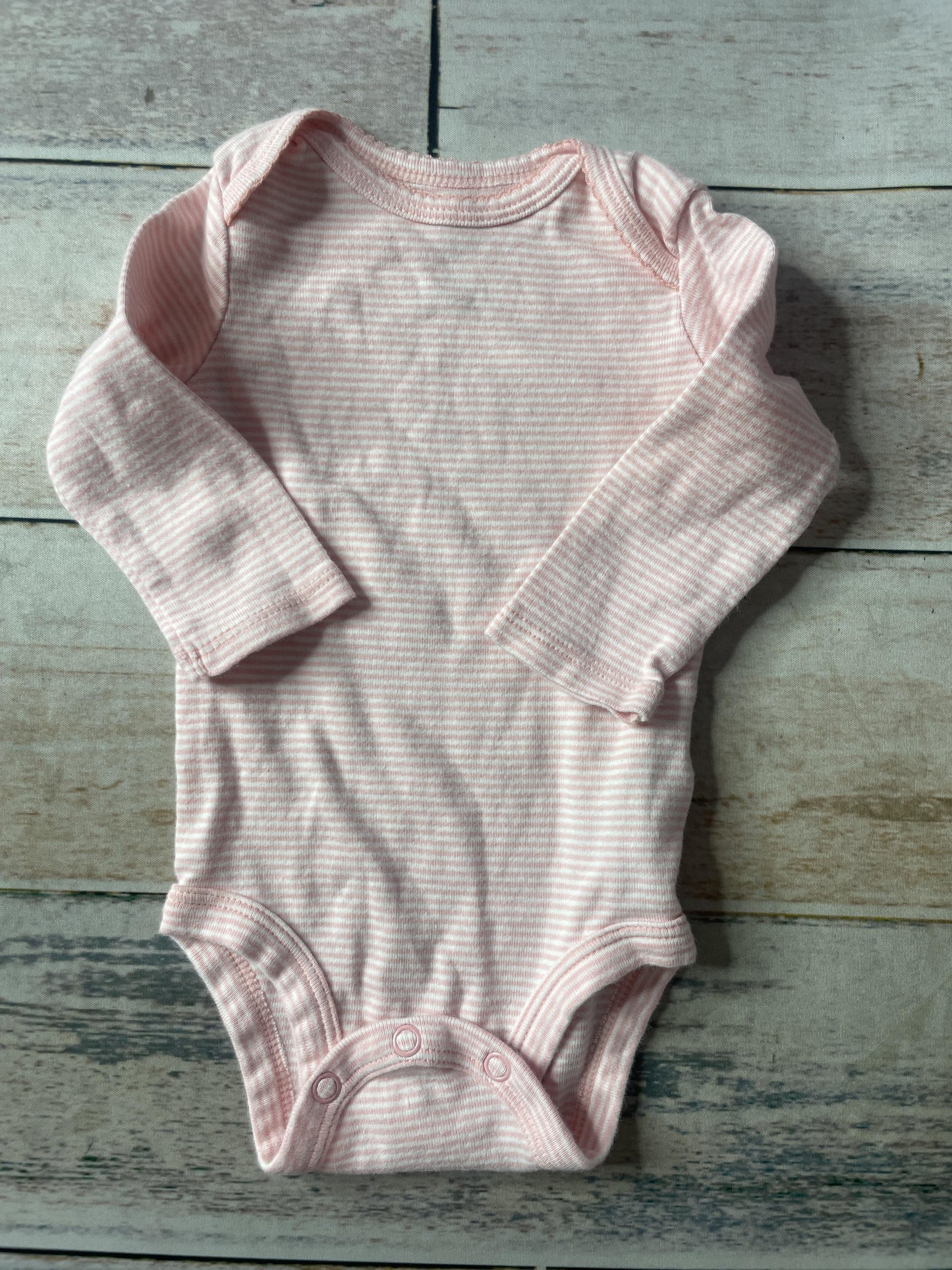 Carters Girls pink | White | Stripe Onesie Size: 3 months pink | White | Stripe