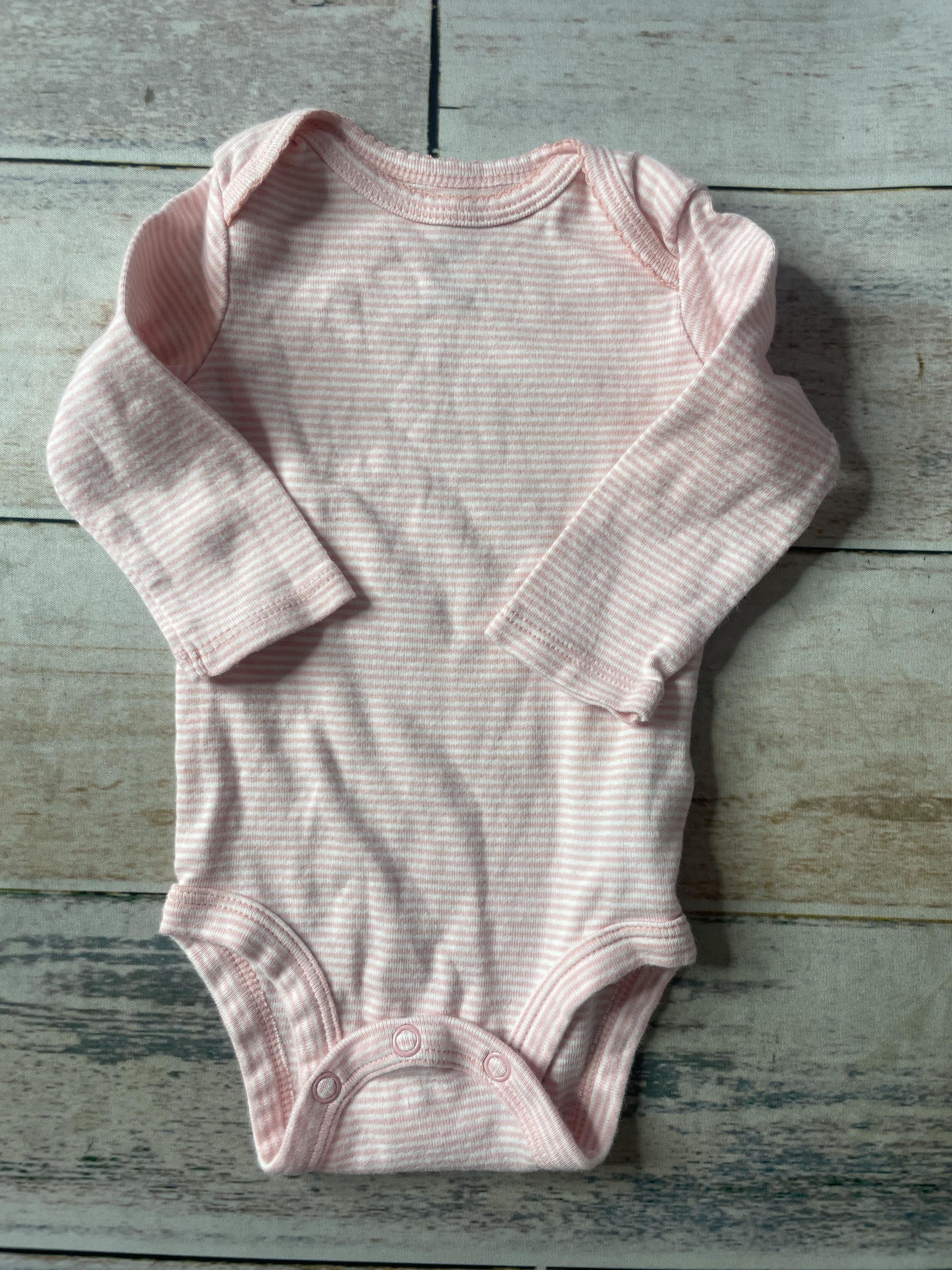 Carters Girls pink | White | Stripe Onesie Size: 3 months pink | White | Stripe