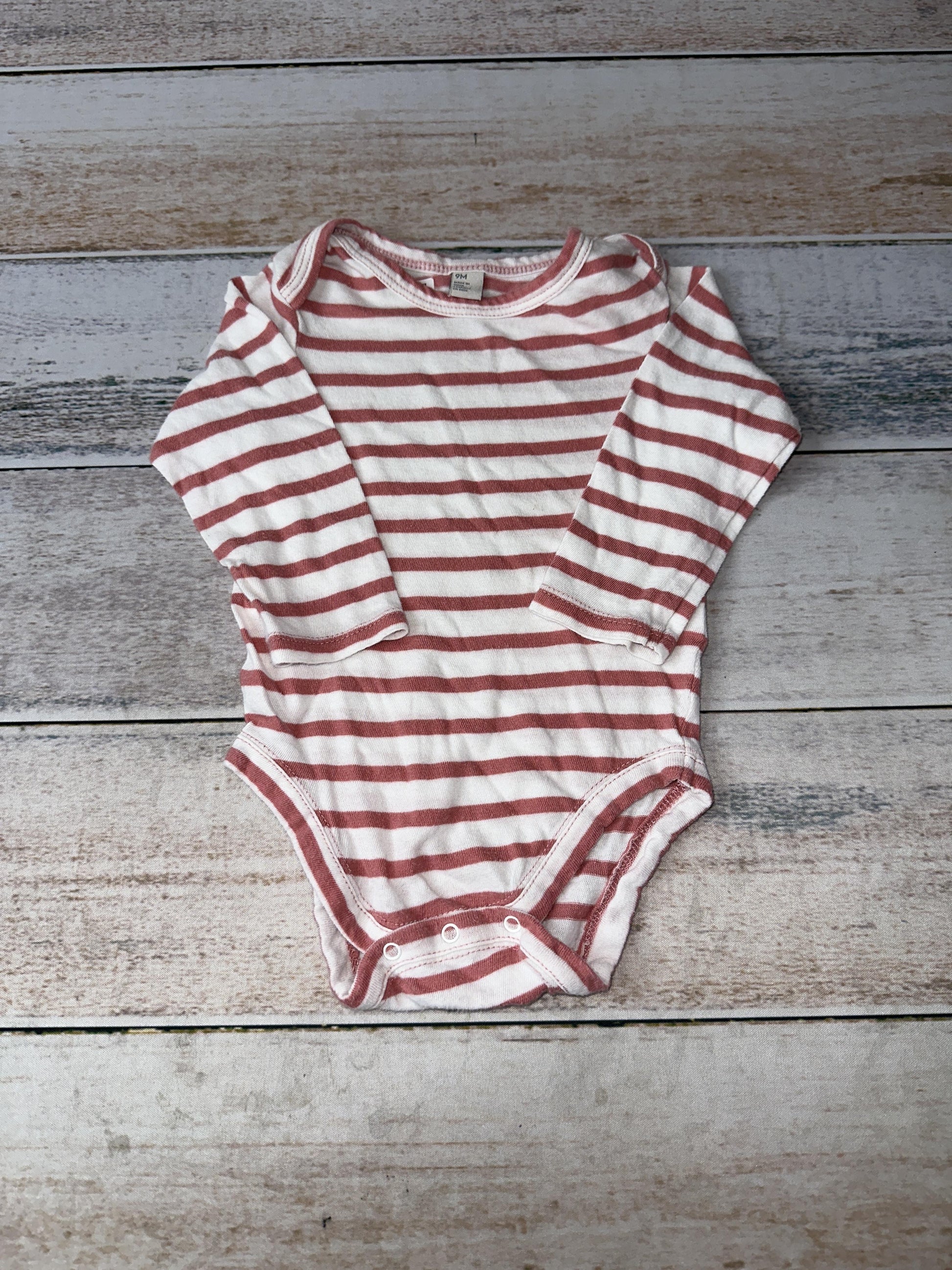 Nordstrom Girls pink | White | Striped Onesie Size: 9 months pink | White | Striped