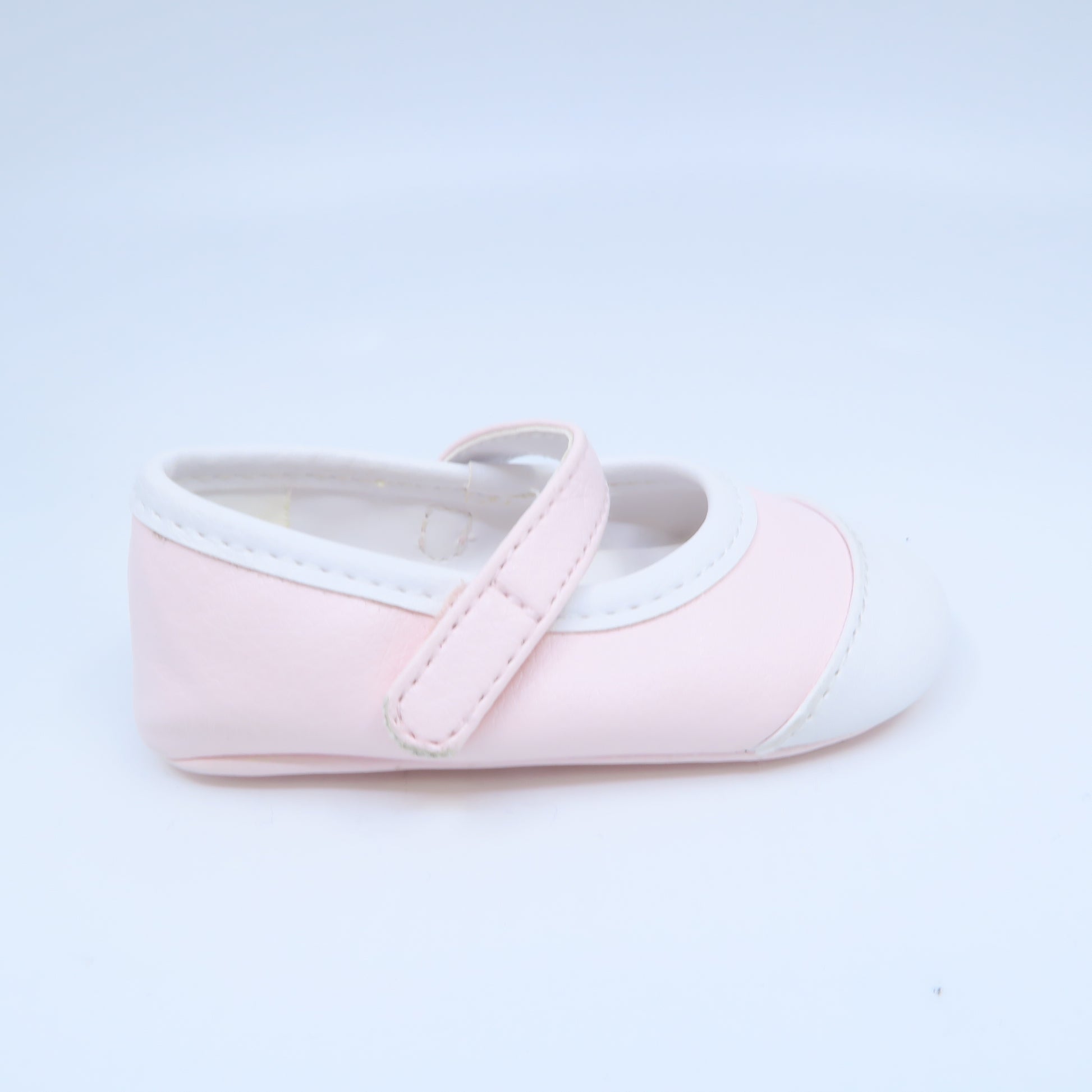 Janie and Jack Girls Pink | White Shoes Size: 2 Infant Pink | White
