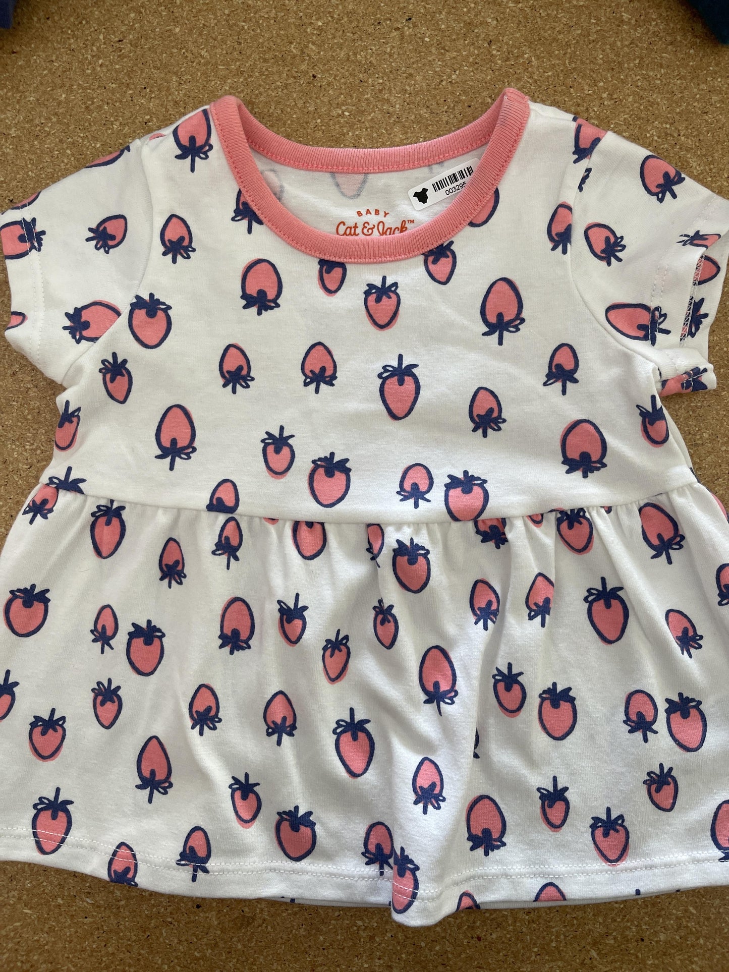 Cat & Jack Girls pink | White T-Shirt Size: 6-9 months pink | White