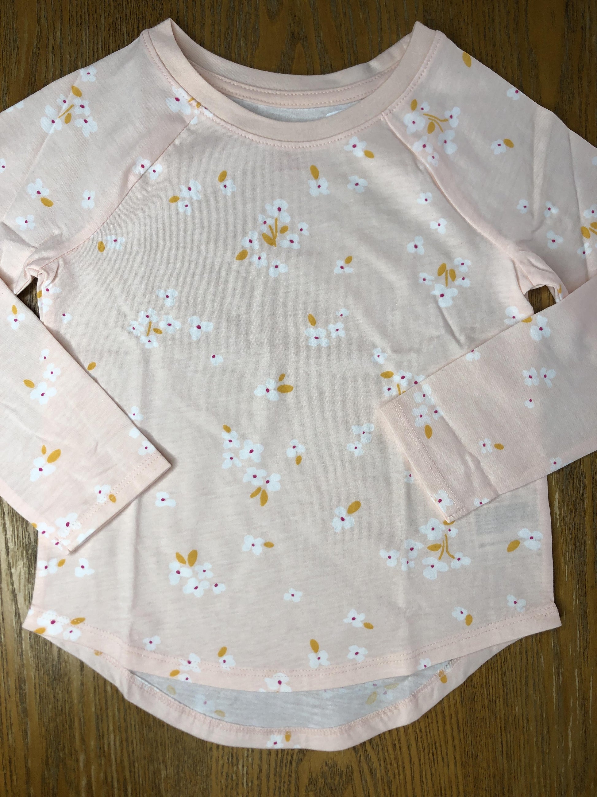 Cat & Jack Girls pink | White Long Sleeve T-Shirt Size: 4T pink | White