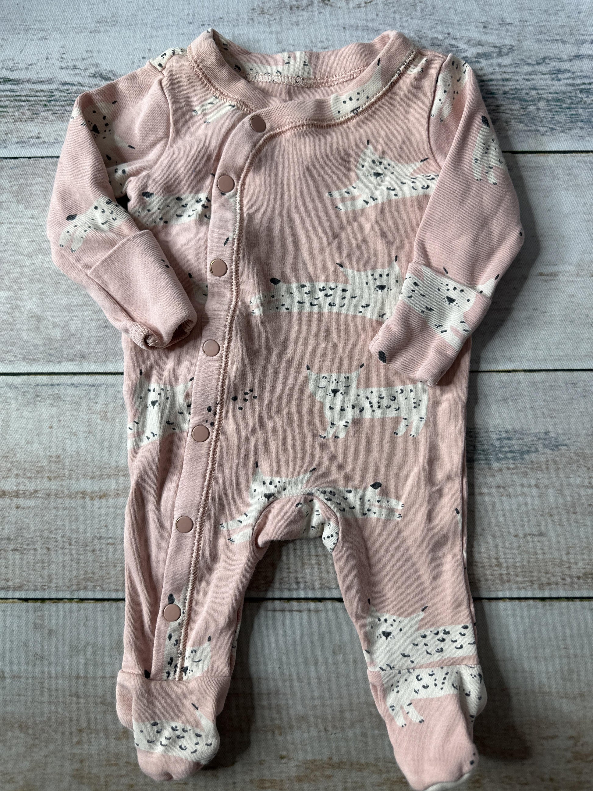Tea Girls pink | White Pajamas Size: Newborn pink | White