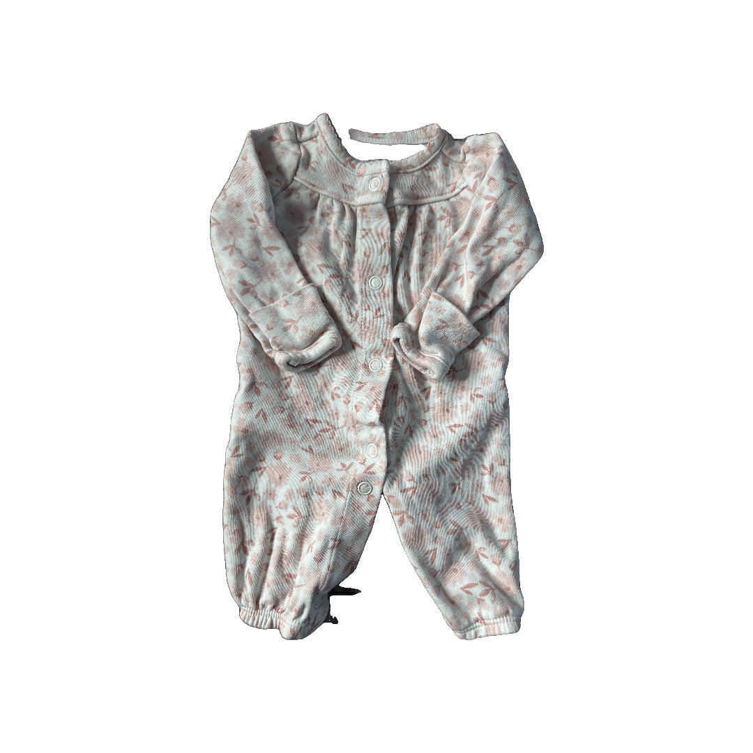 Carters Girls pink | White Pajamas Size: Preemie pink | White