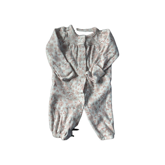 Carters Girls pink | White Pajamas Size: Preemie pink | White