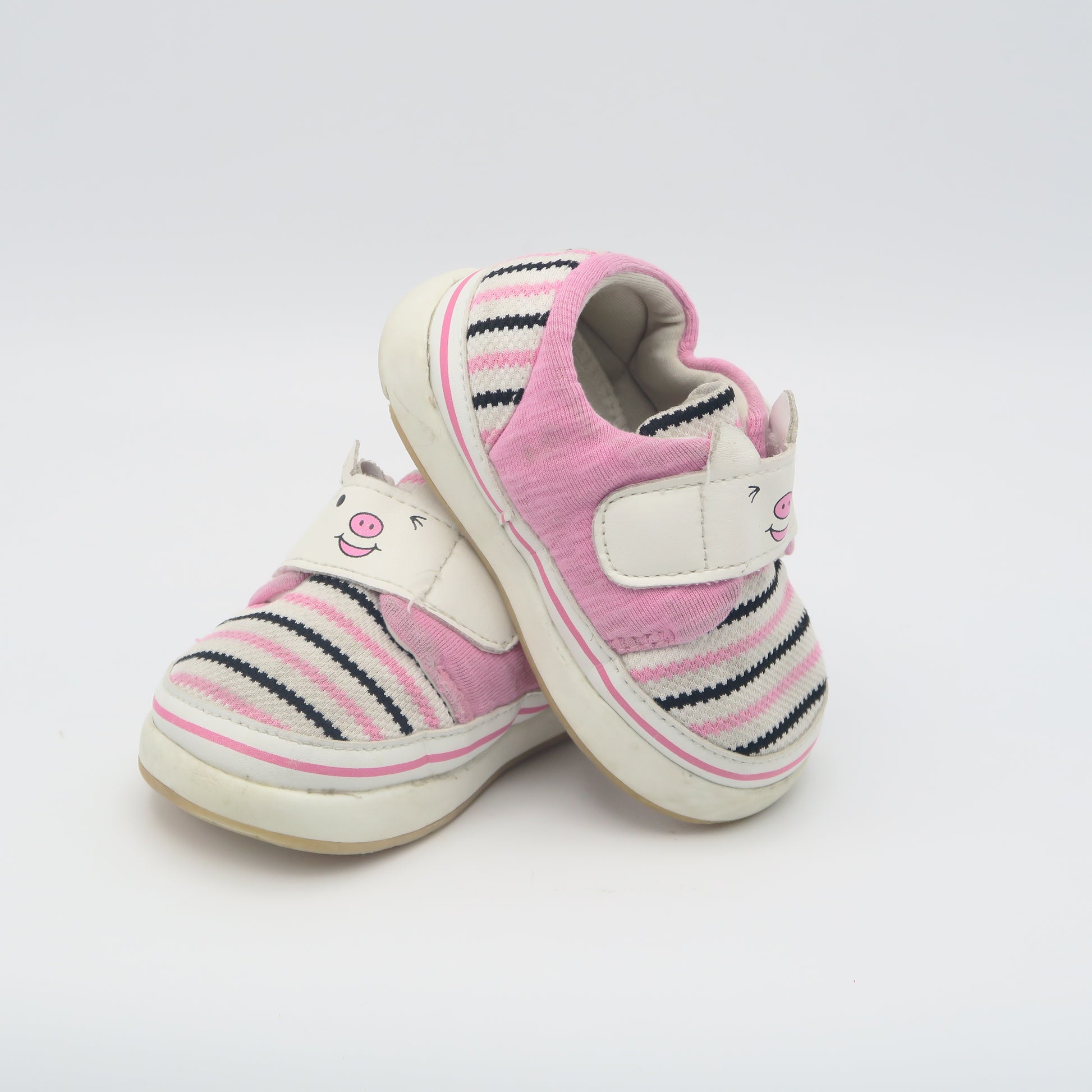 Xiaoliubao Girls Pink | White Shoes Size: 1.5 Infant Pink | White