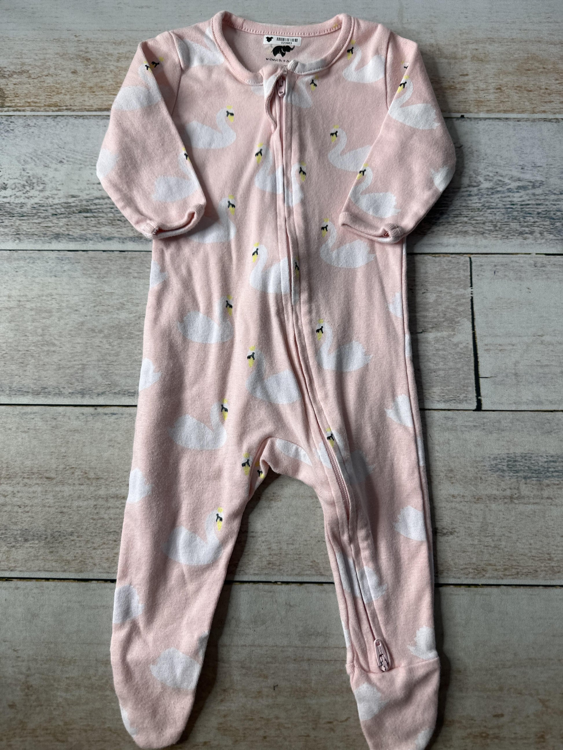 Monica + Andy Unisex pink | White Pajamas Size: 3-6 months pink | White
