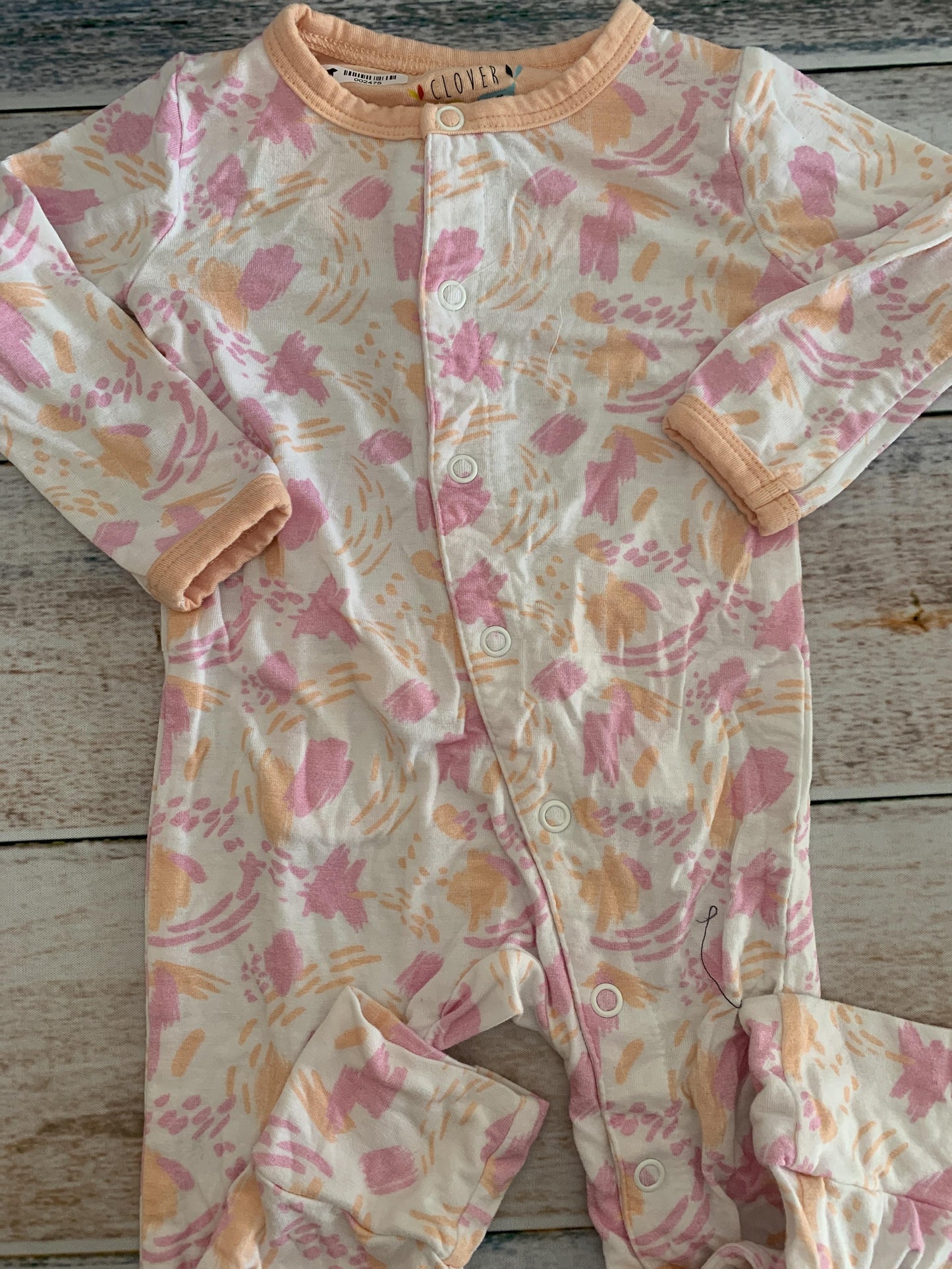 Clover Baby & Kids Girls pink | White Long Sleeve Outfit Size: 3-6 months pink | White