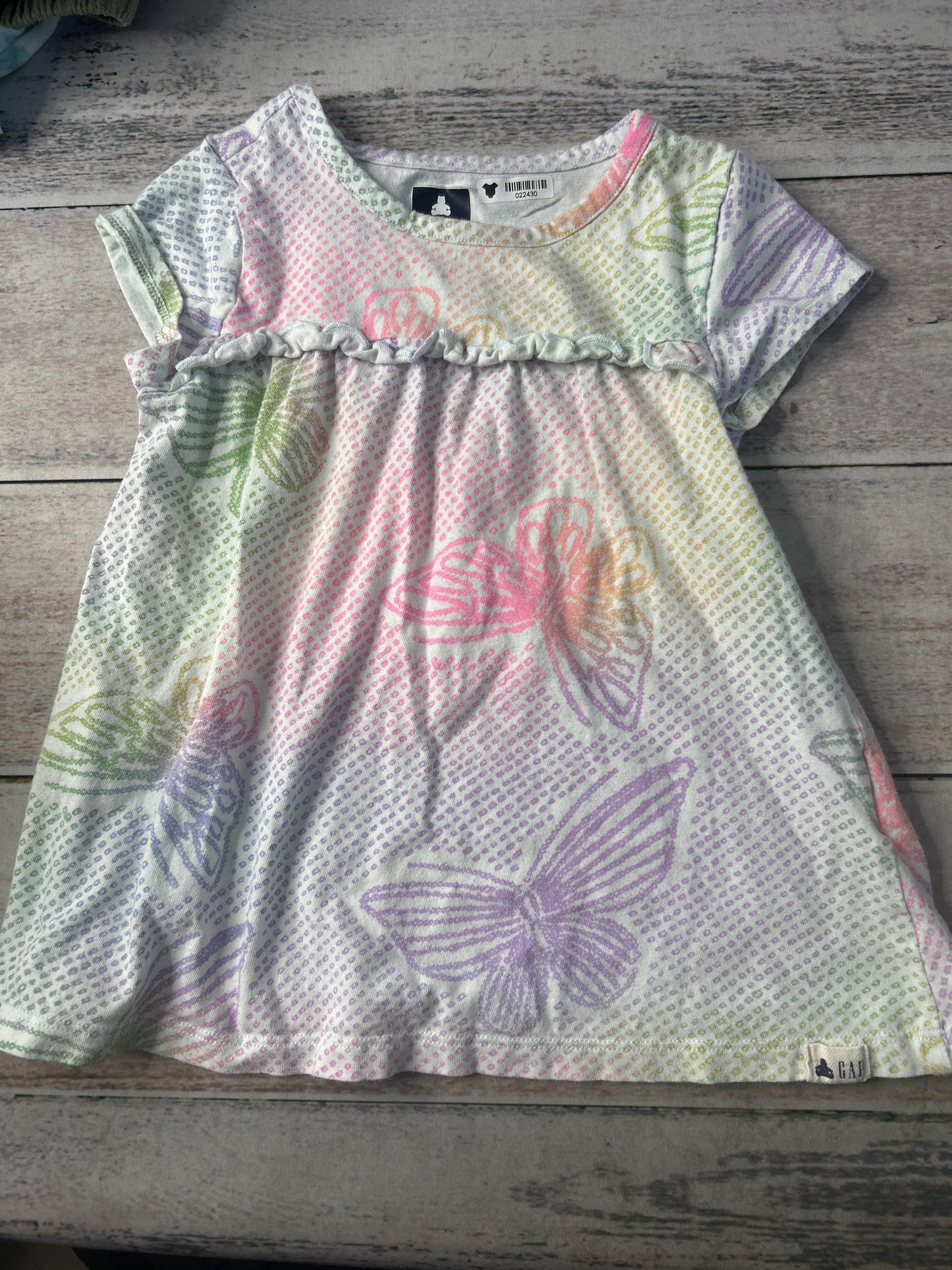 Girls pink | Yellow | Butterfly Short Sleeve Shirt Size: 3T pink | Yellow | Butterfly