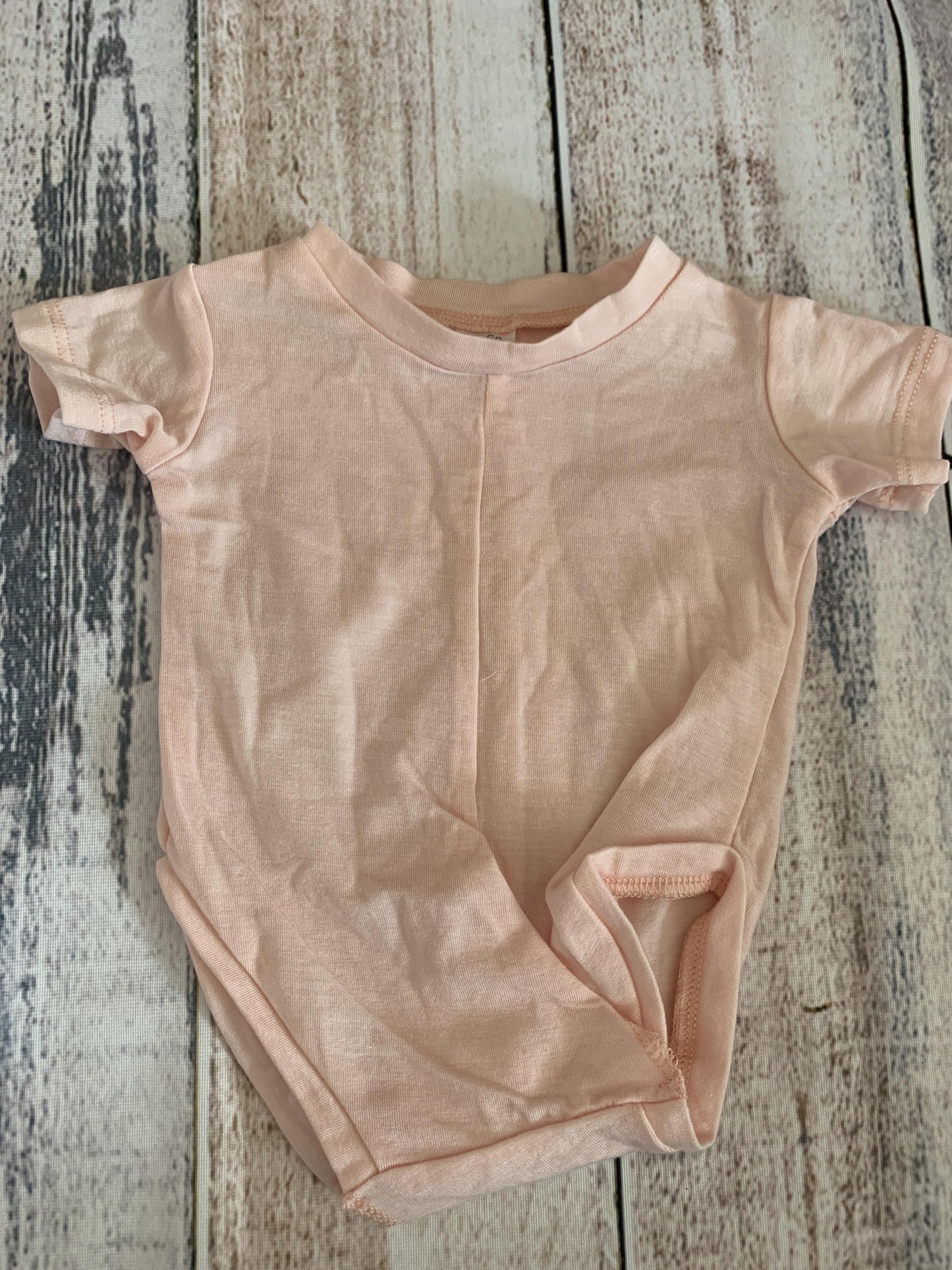 Peasy Girls pink Onesie Size: 0-3 months pink