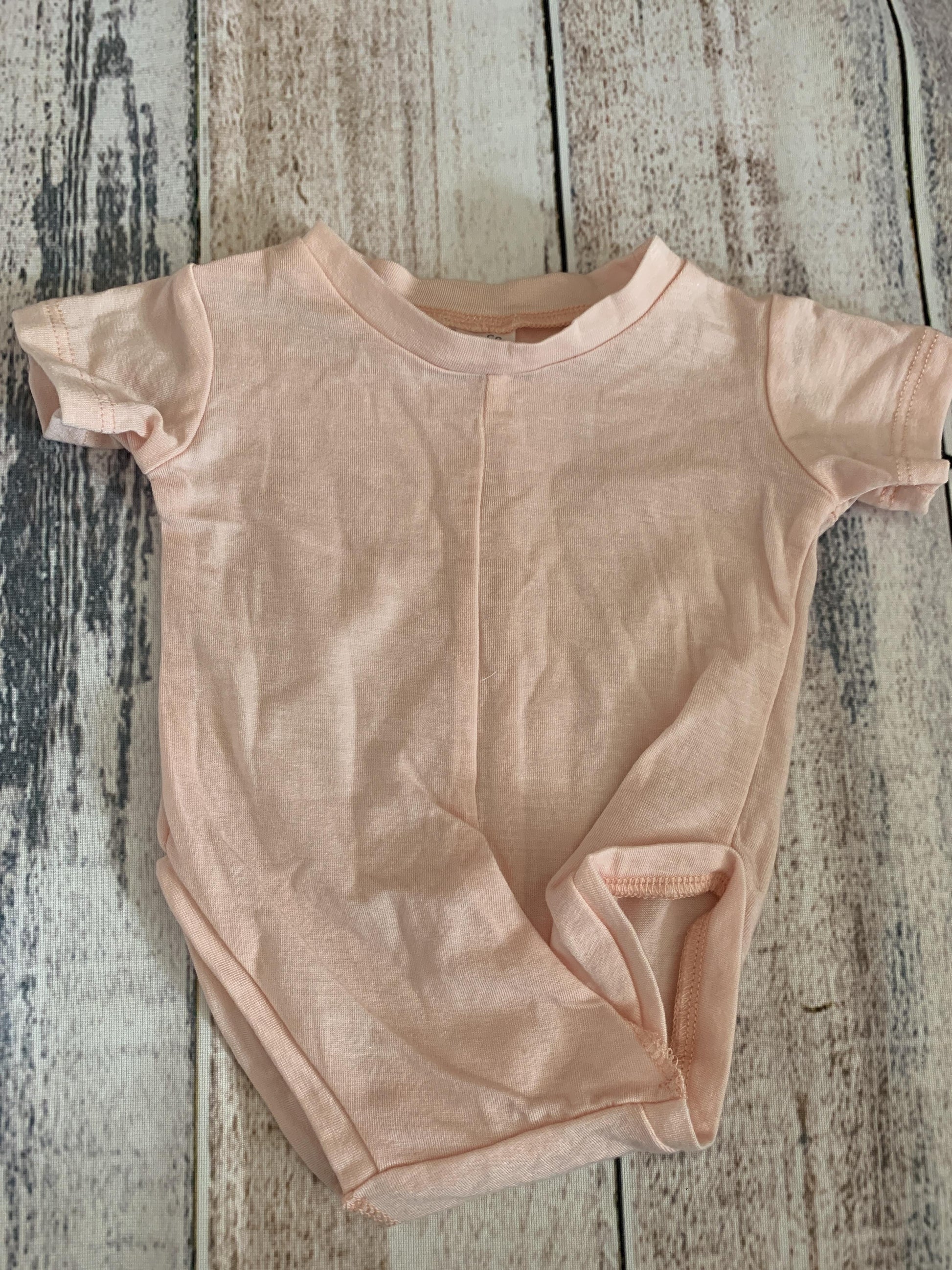 Peasy Girls pink Onesie Size: 0-3 months pink