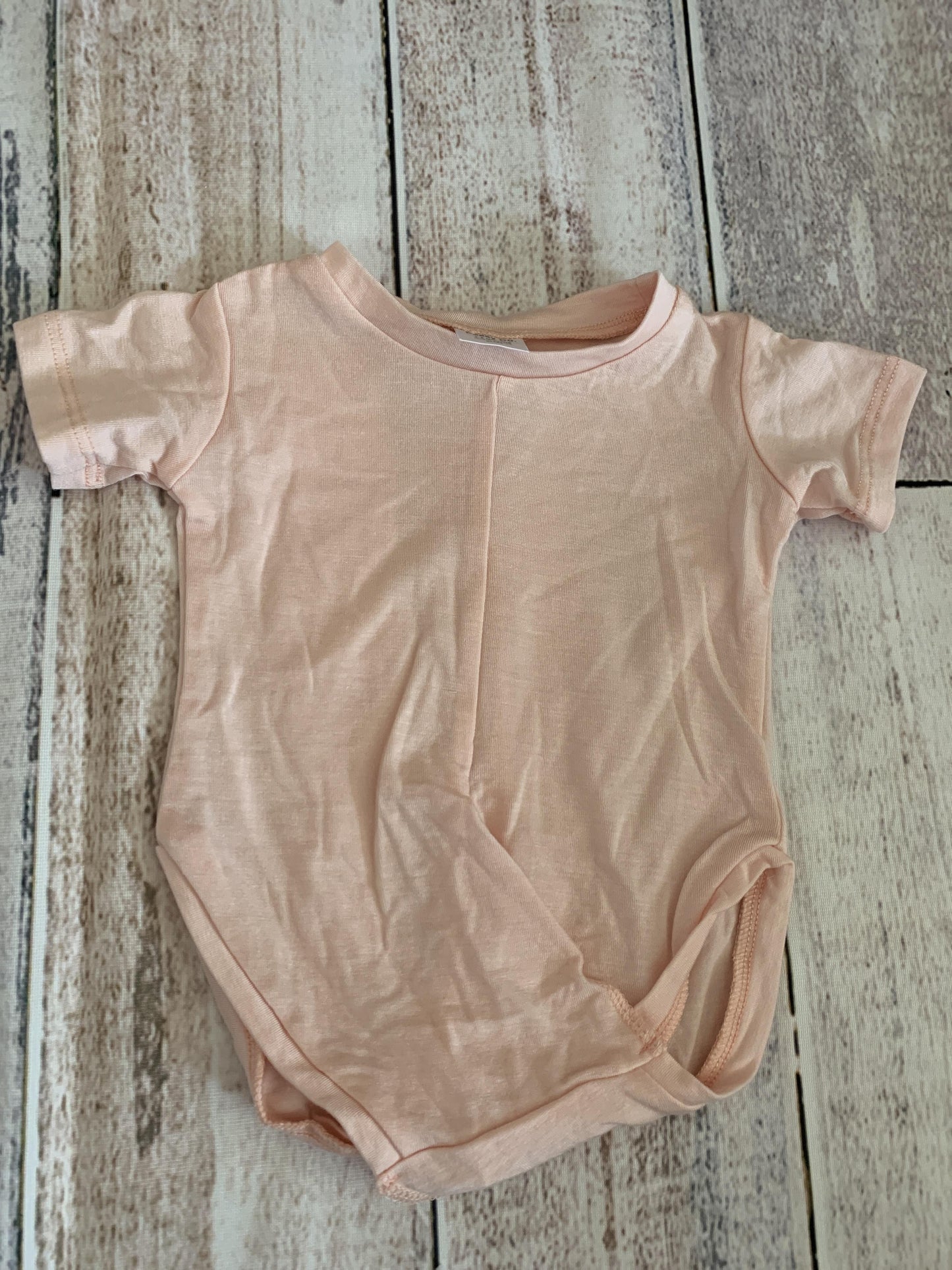 Peasy Girls pink Onesie Size: 3-6 months pink