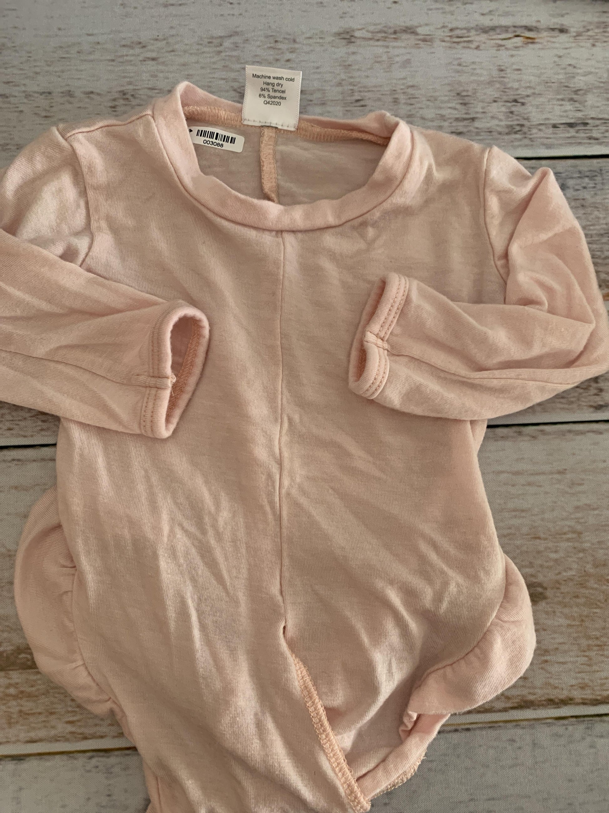 Peasy Girls pink Onesie Size: 3-6 months pink