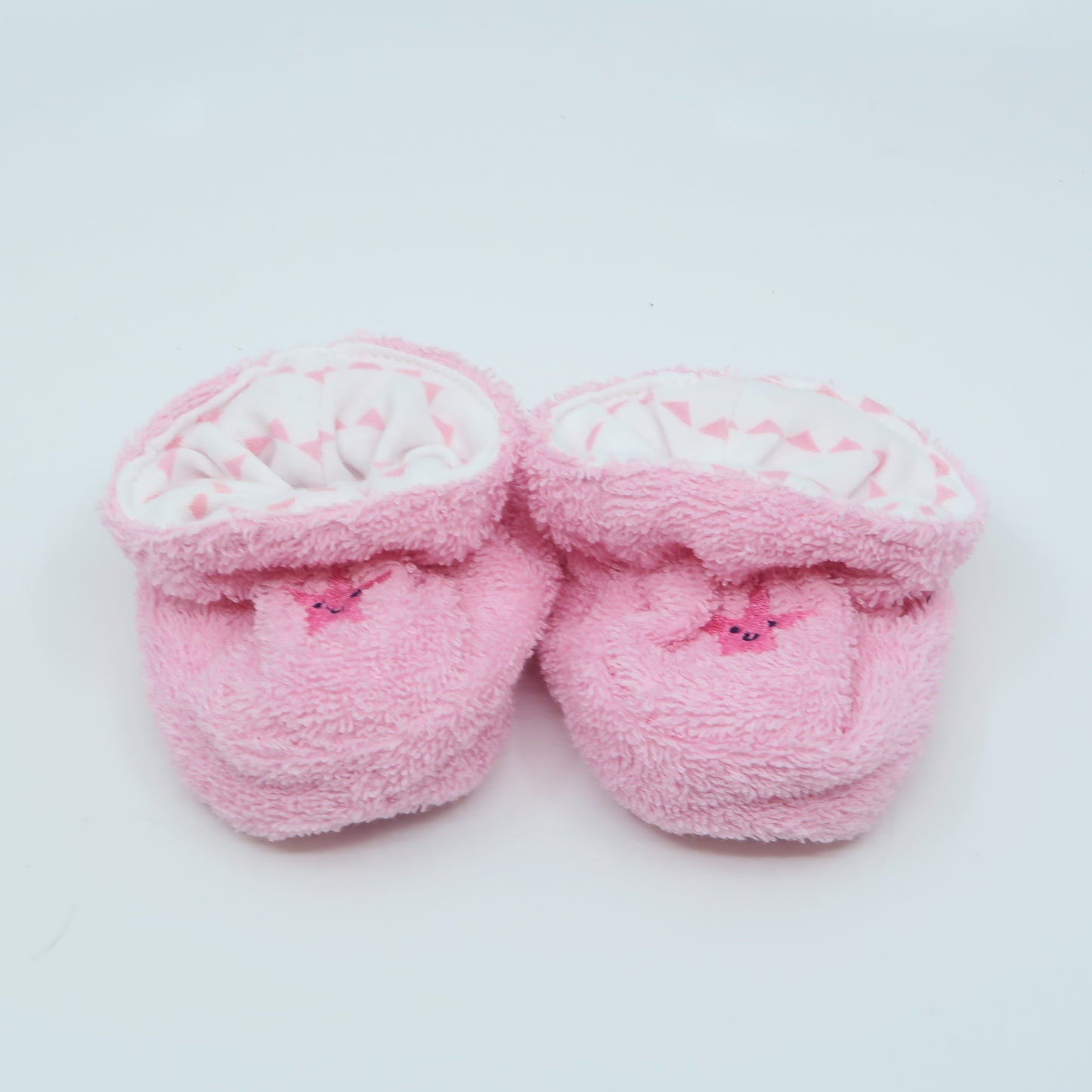 Unknown Brand Girls Pink Slippers Size: 0-12 Months Pink