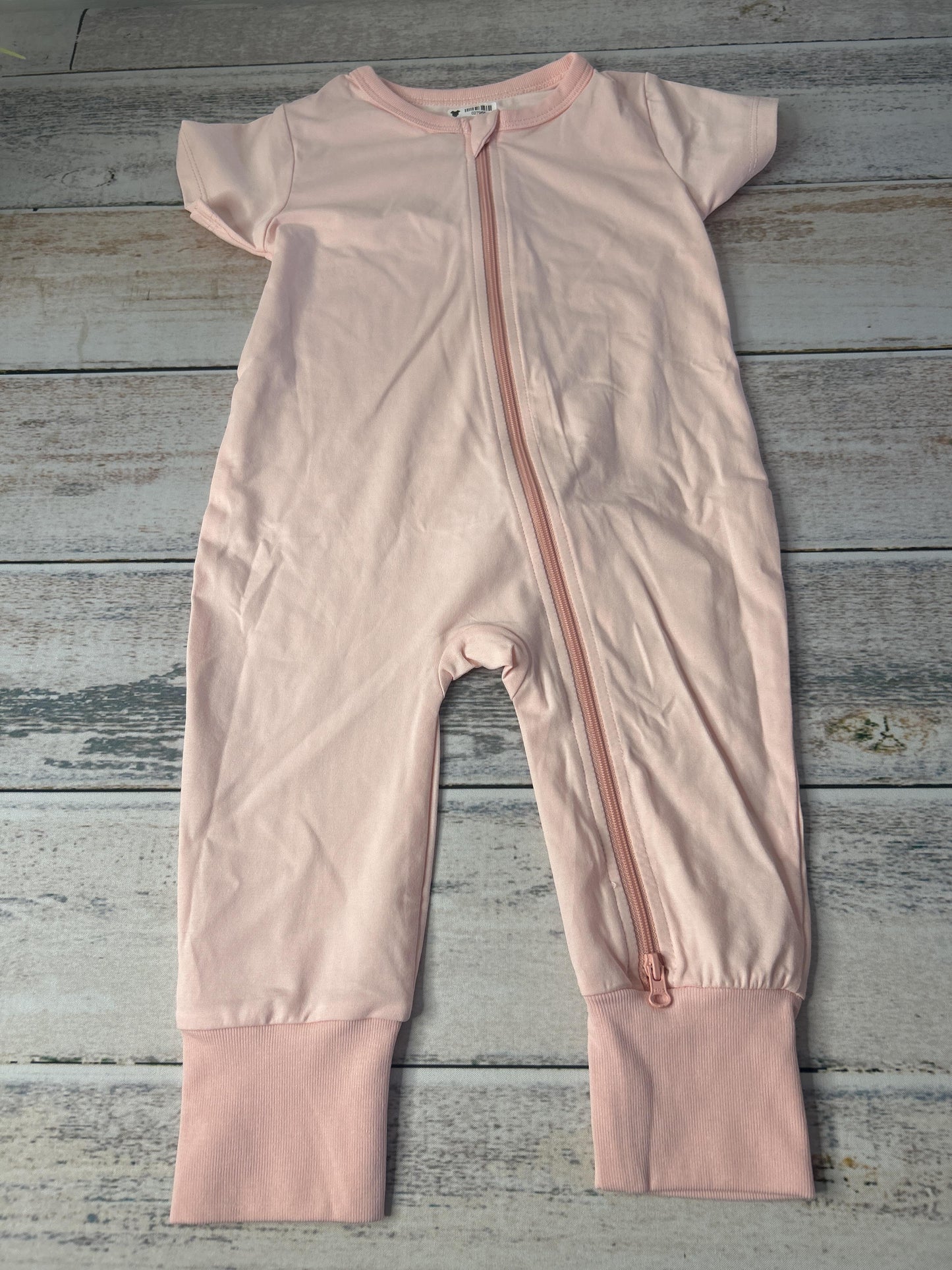 Girls pink 1-piece footed Pajamas Size: 12-18 months pink