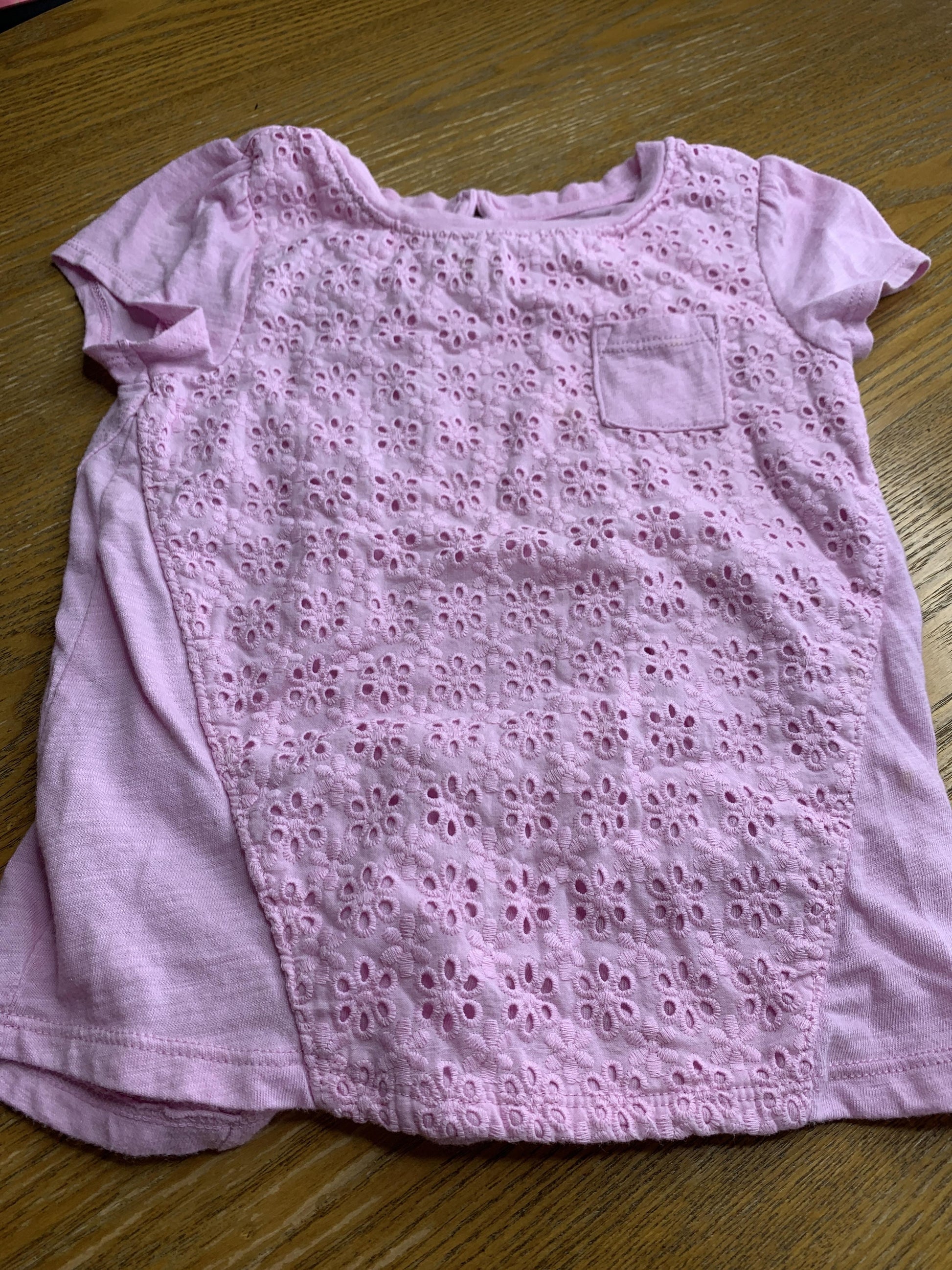 Cat & Jack Girls pink T-Shirt Size: 4T pink