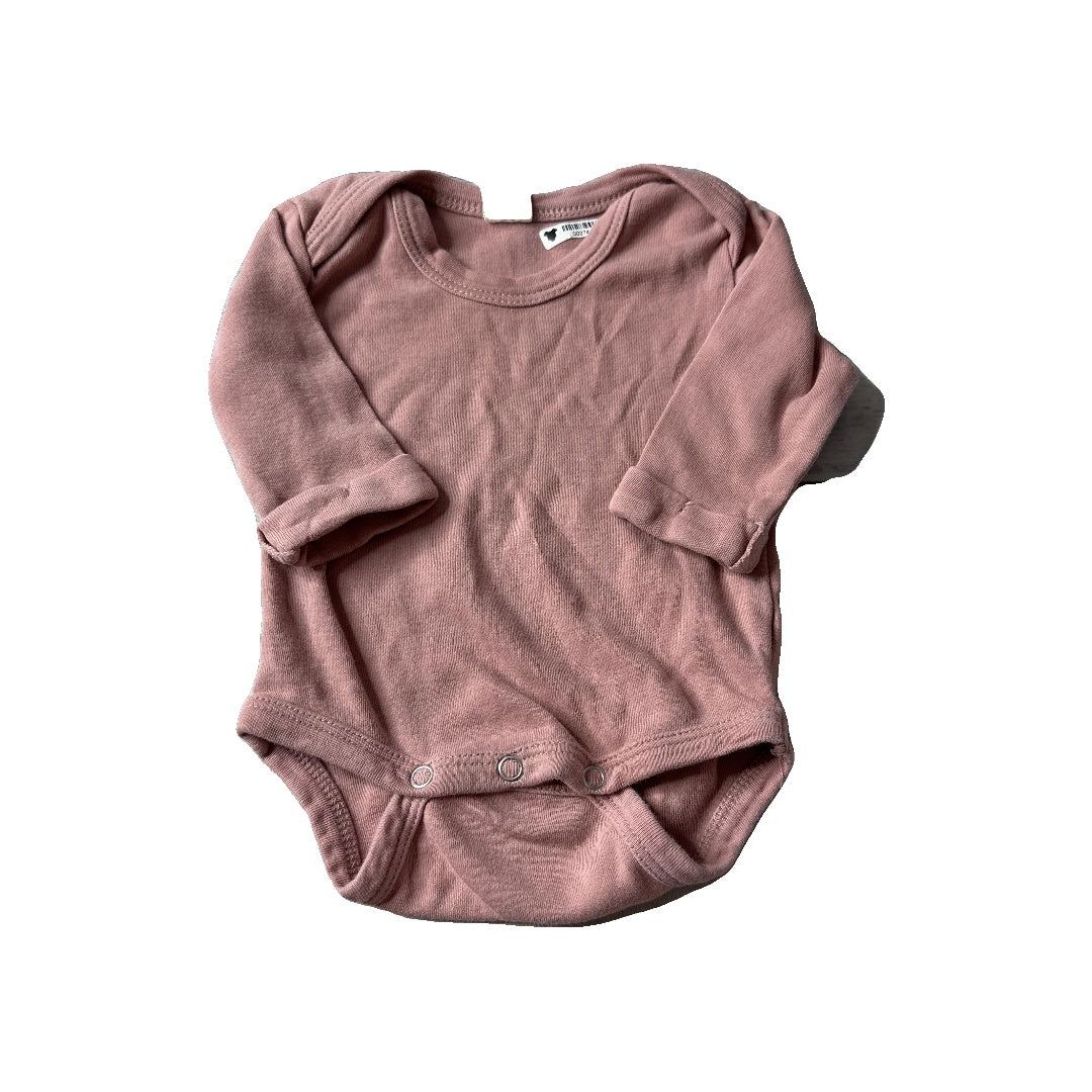 Kate Quinn Girls pink Onesie Size: 0-3 months pink