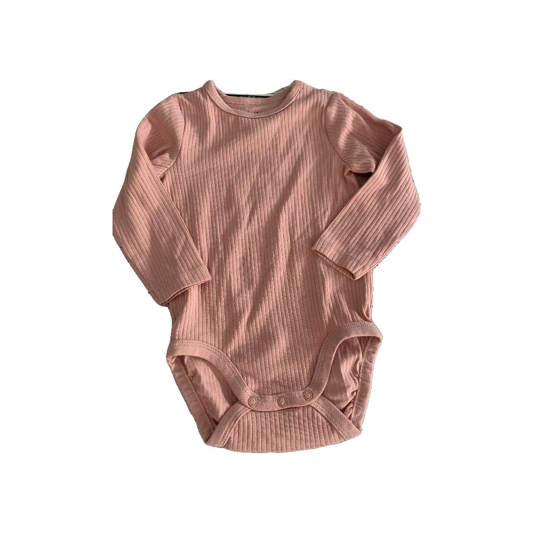 H&M Girls pink Onesie Size: 9 months pink