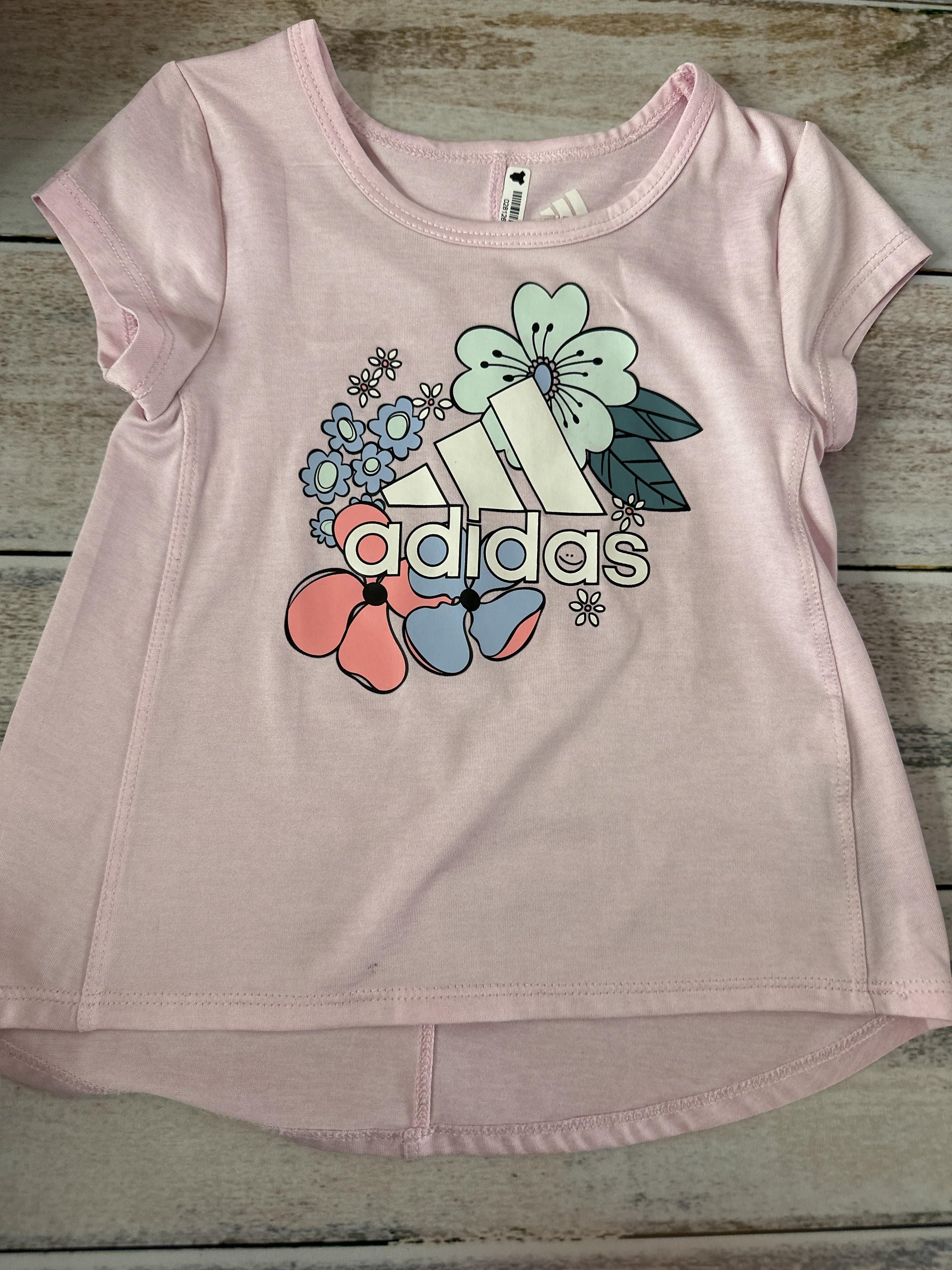 Unisex pink T-Shirt Size: 2T pink