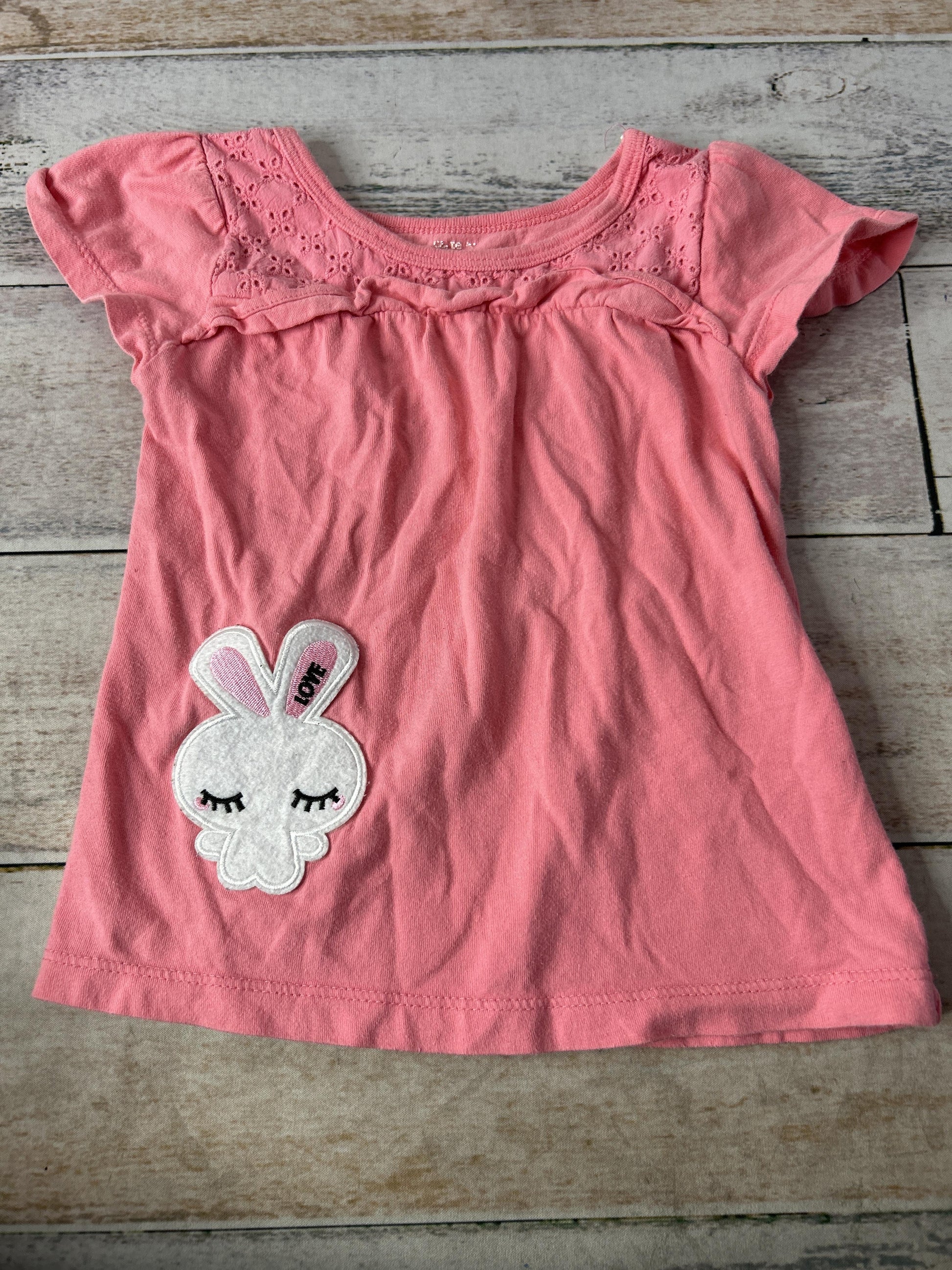 Unisex pink Short Sleeve Shirt Size: 4T pink