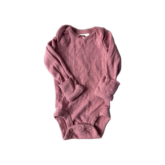 Carters Girls pink Onesie Size: Preemie pink