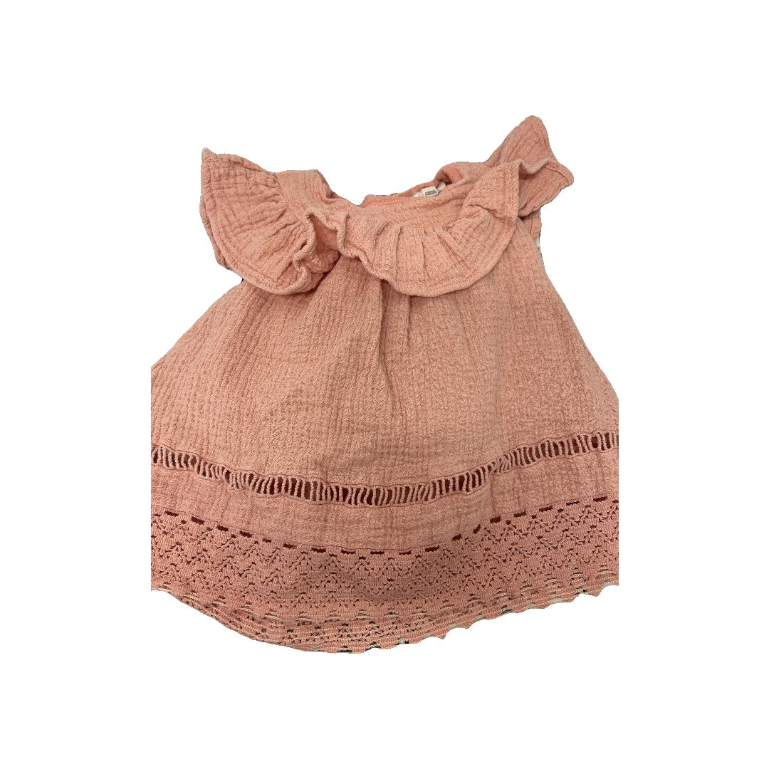 Girls pink Shirt Size: 2T pink
