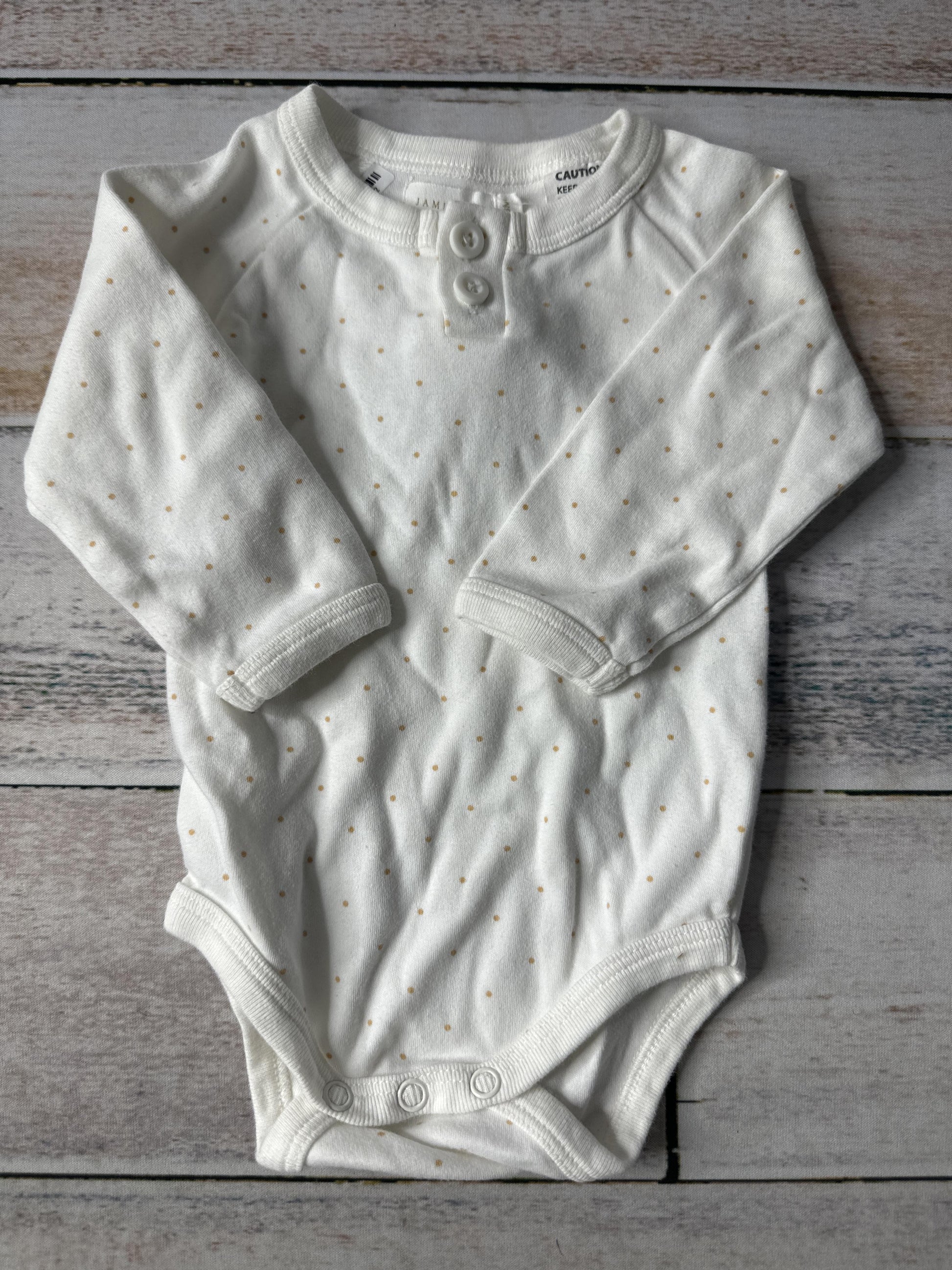 Jamie Kay Unisex polka dot Onesie Size: 3-6 months polka dot