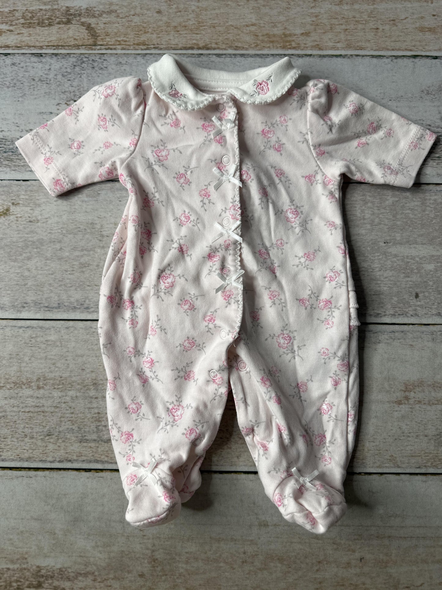 Unisex Pajamas Size: Preemie