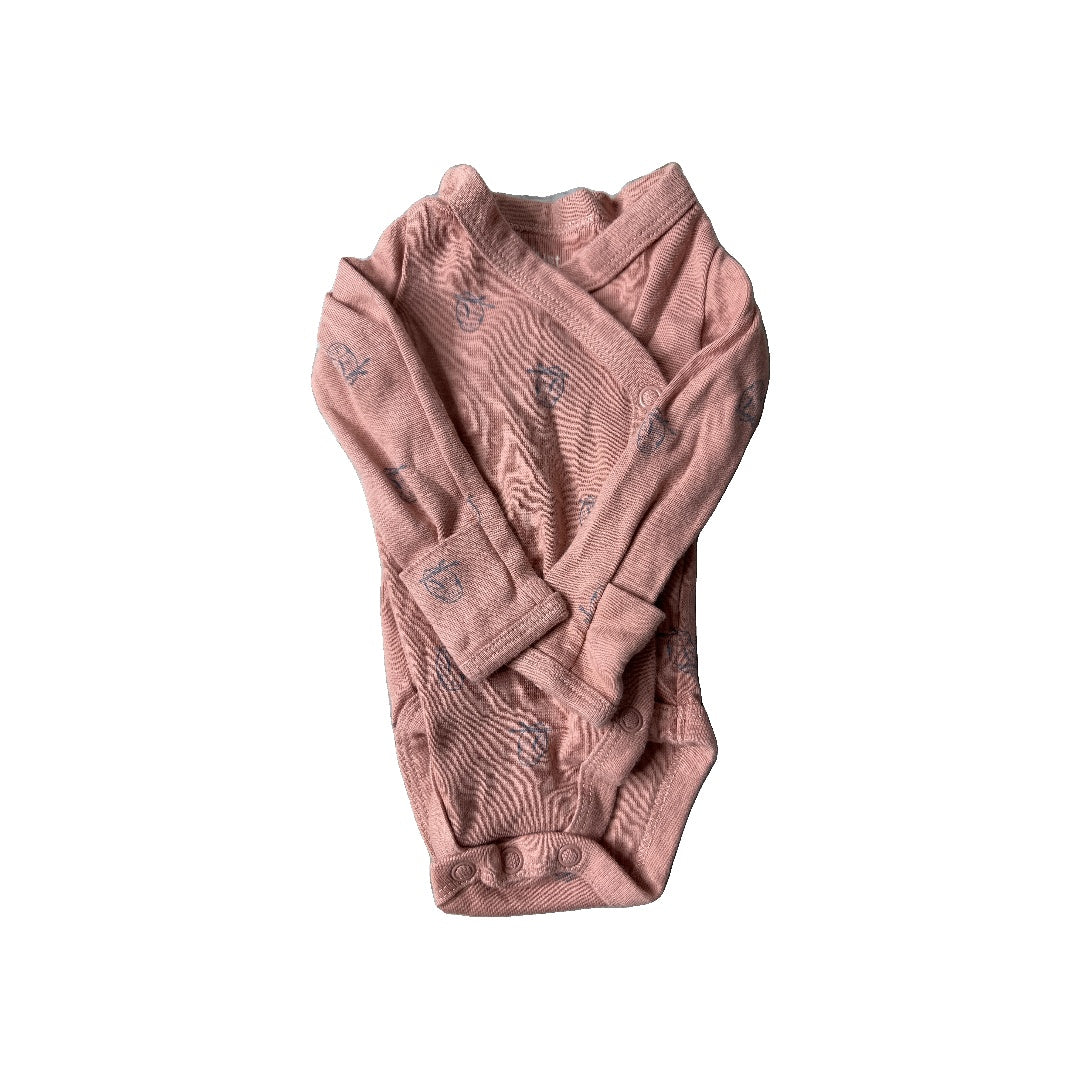 Carters Unisex Onesie Size: Preemie