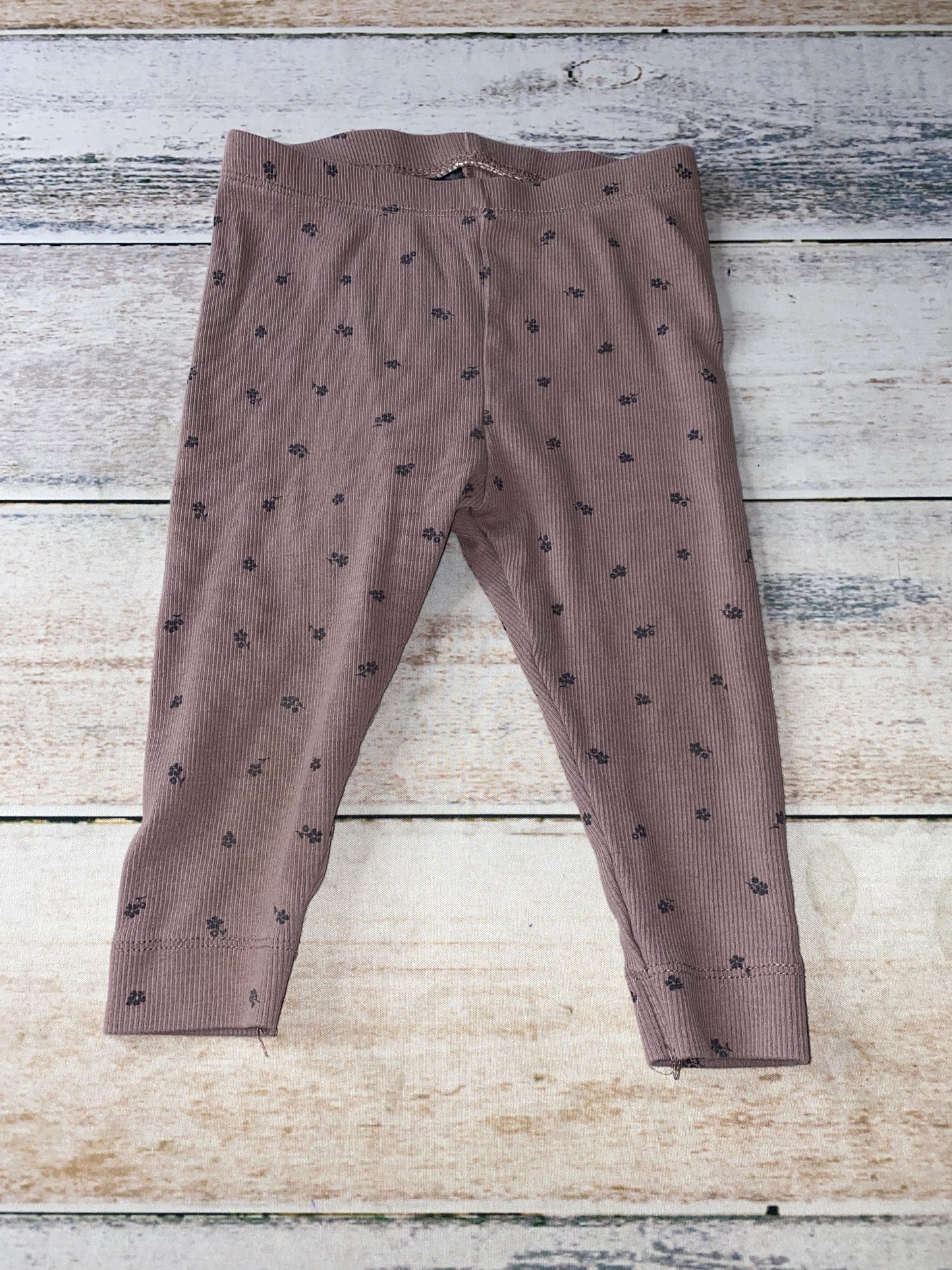 H&M Girls purple | Black | Flowers Pants Size: 9 months purple | Black | Flowers
