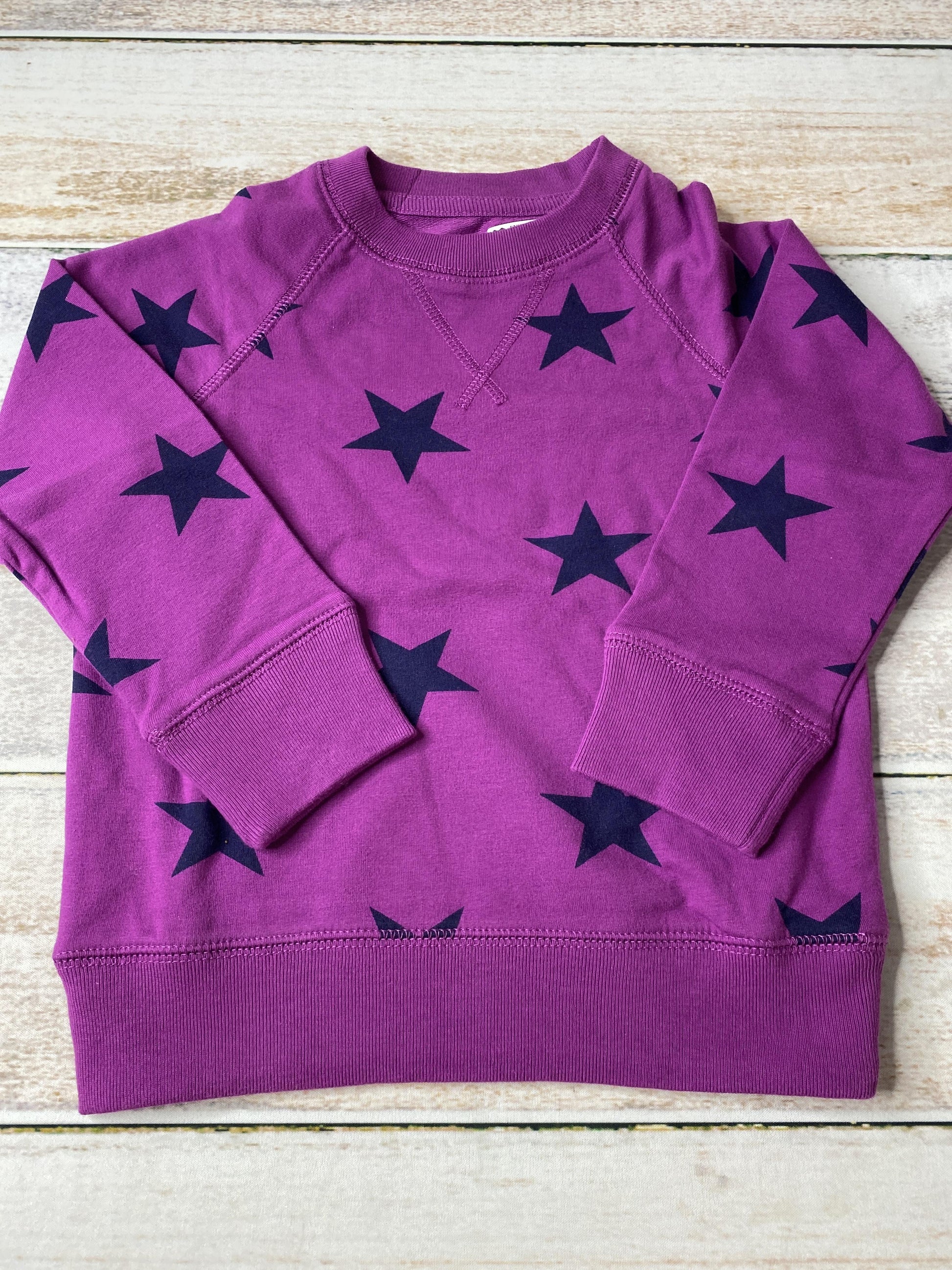 Primary Girls purple | Black | Stars Sweater Size: 2 purple | Black | Stars