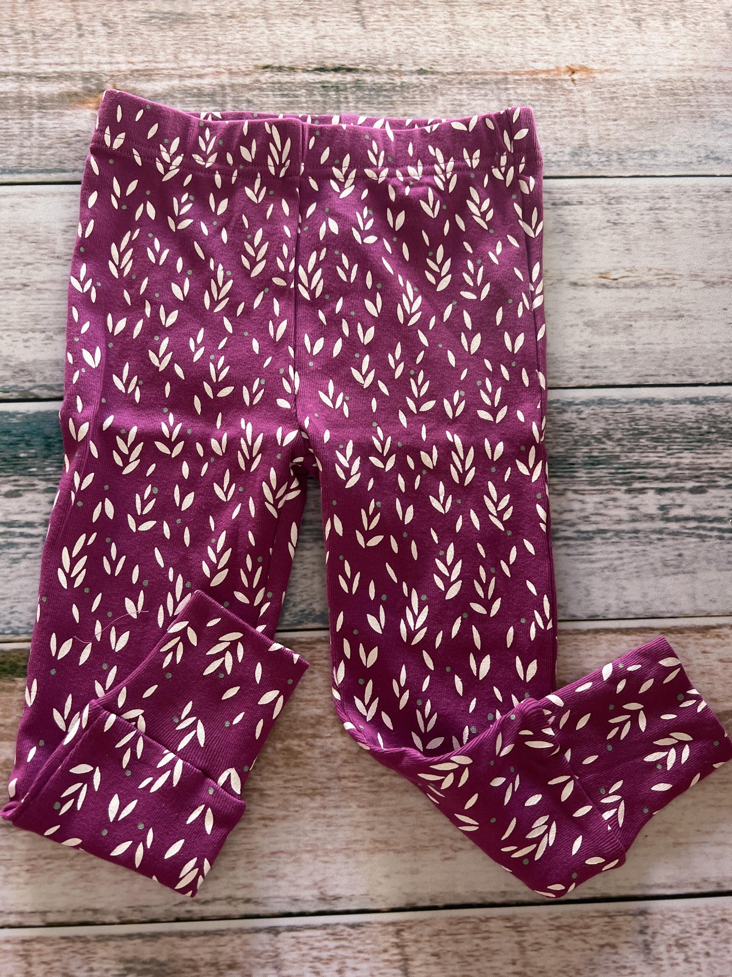 Oliver & Rain Girls purple | Flowers Pajamas Size: 2T purple | Flowers