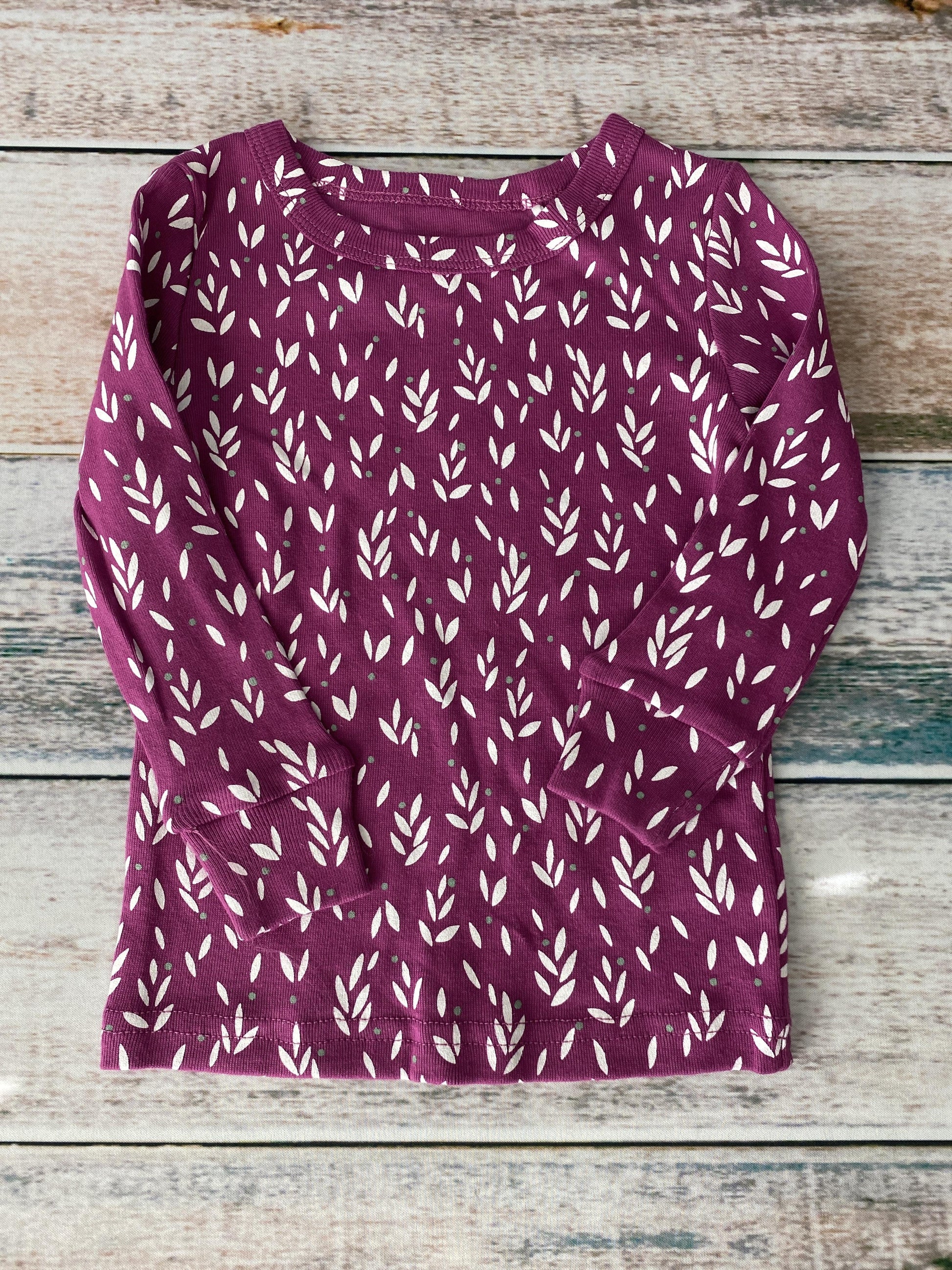Oliver & Rain Girls purple | White | Flowers Pajamas Size: 18 months purple | White | Flowers