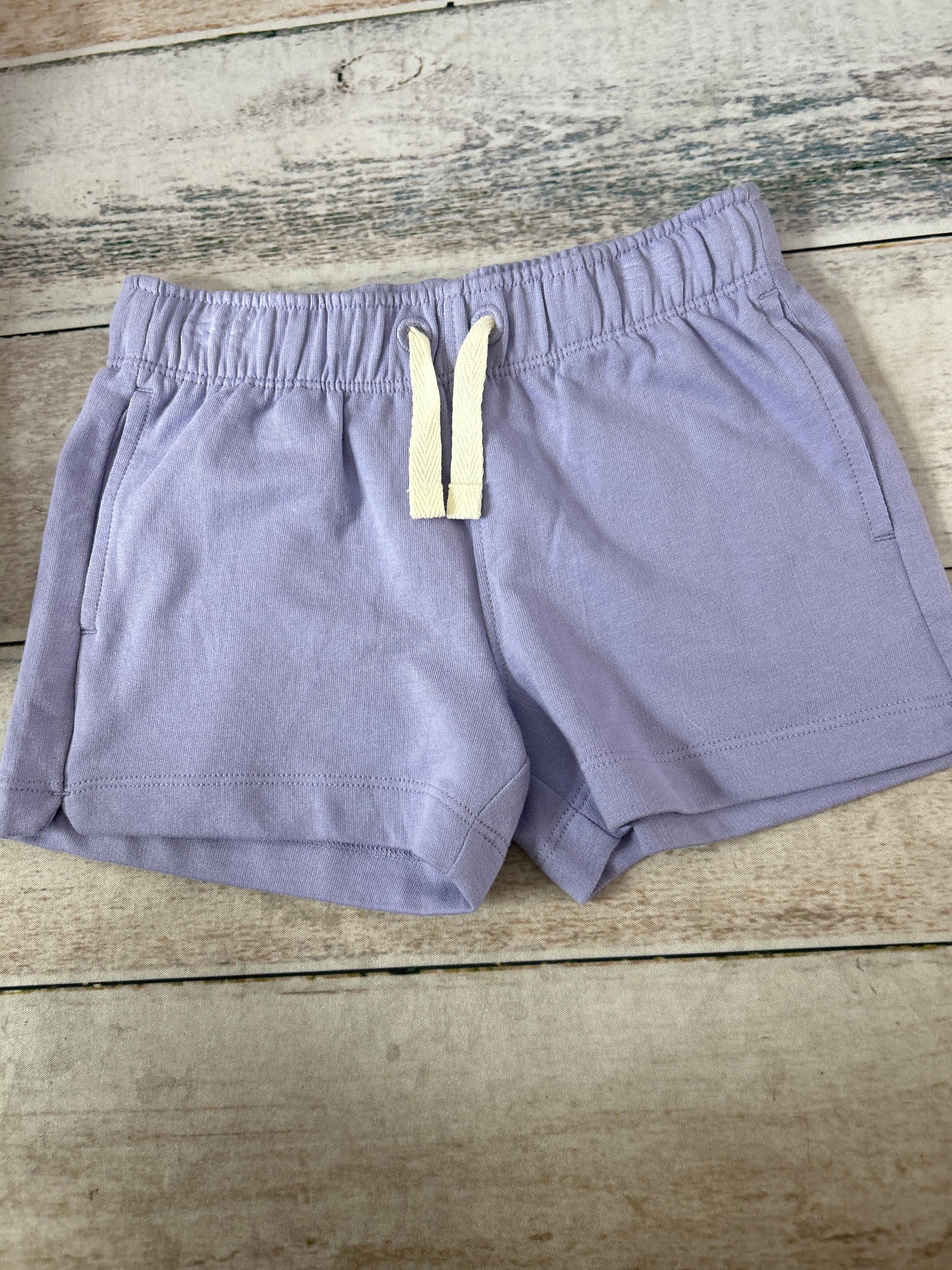 Girls purple Shorts Size: 2T purple
