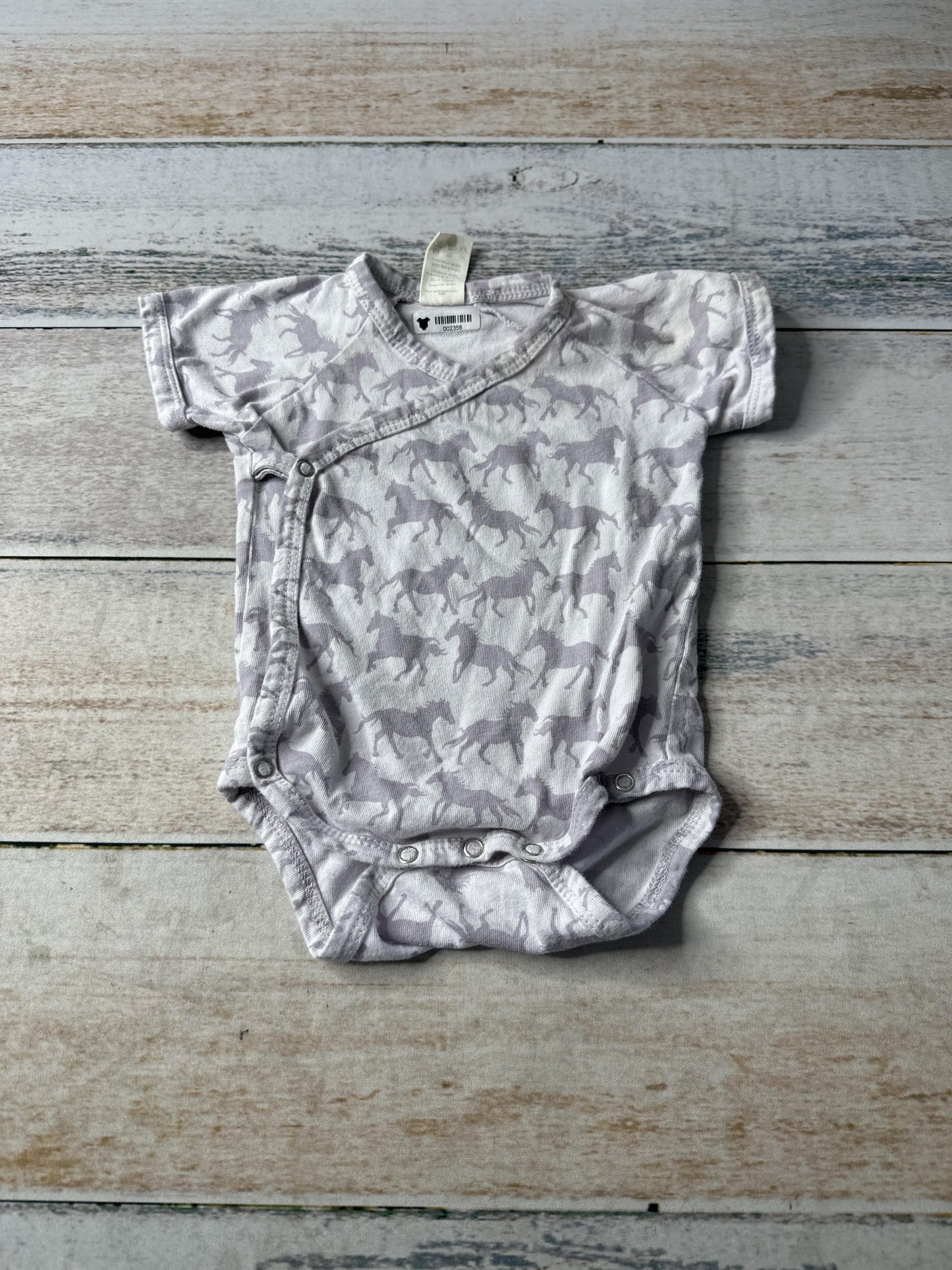 Kate Quinn Girls purple Onesie Size: 0-3 months purple