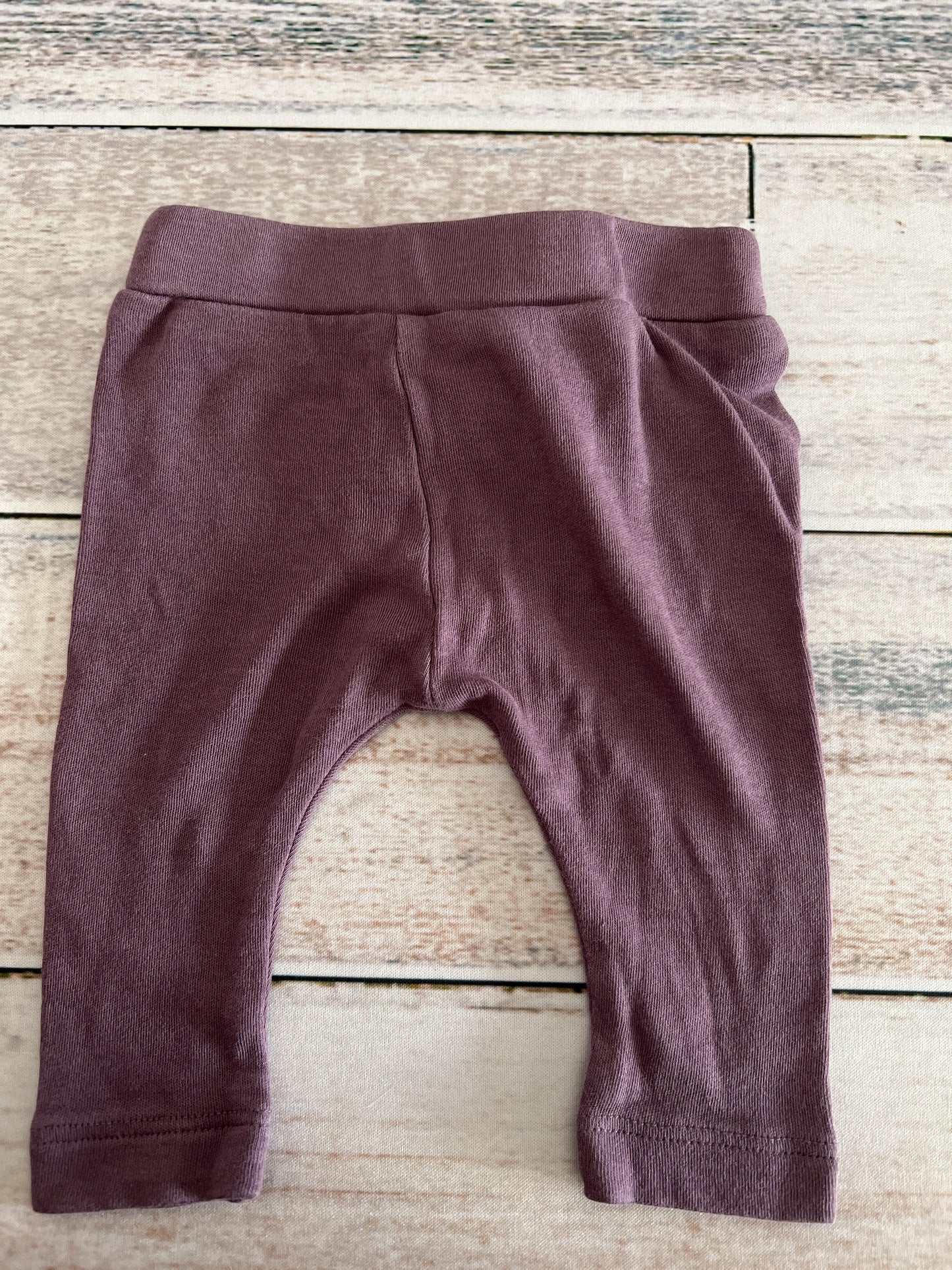 Kate Quinn Girls purple Pants Size: 0-3 months purple