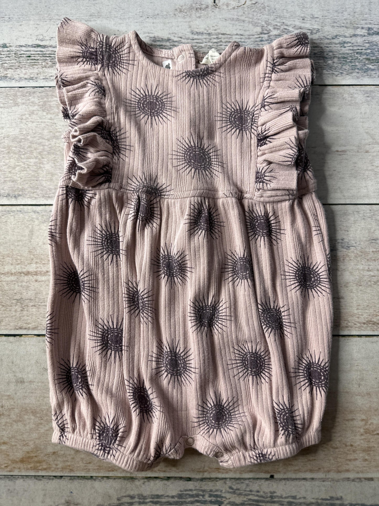 Kate Quinn Girls purple Romper Size: 6-12 months purple