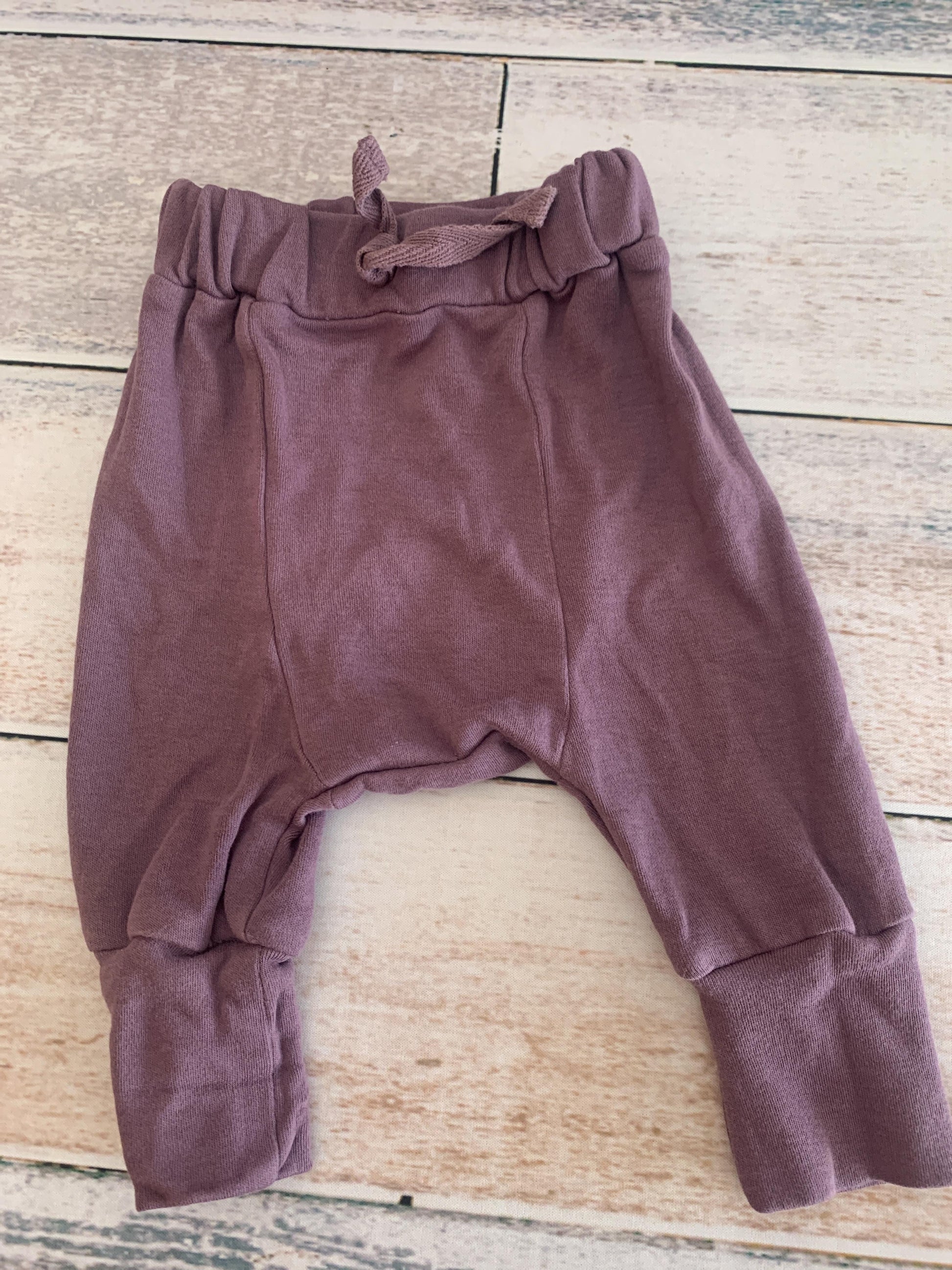 Kate Quinn Girls purple Pants Size: 0-3 months purple
