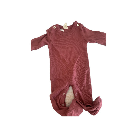 Kate Quinn Girls purple Pajamas Size: 0-3 months purple