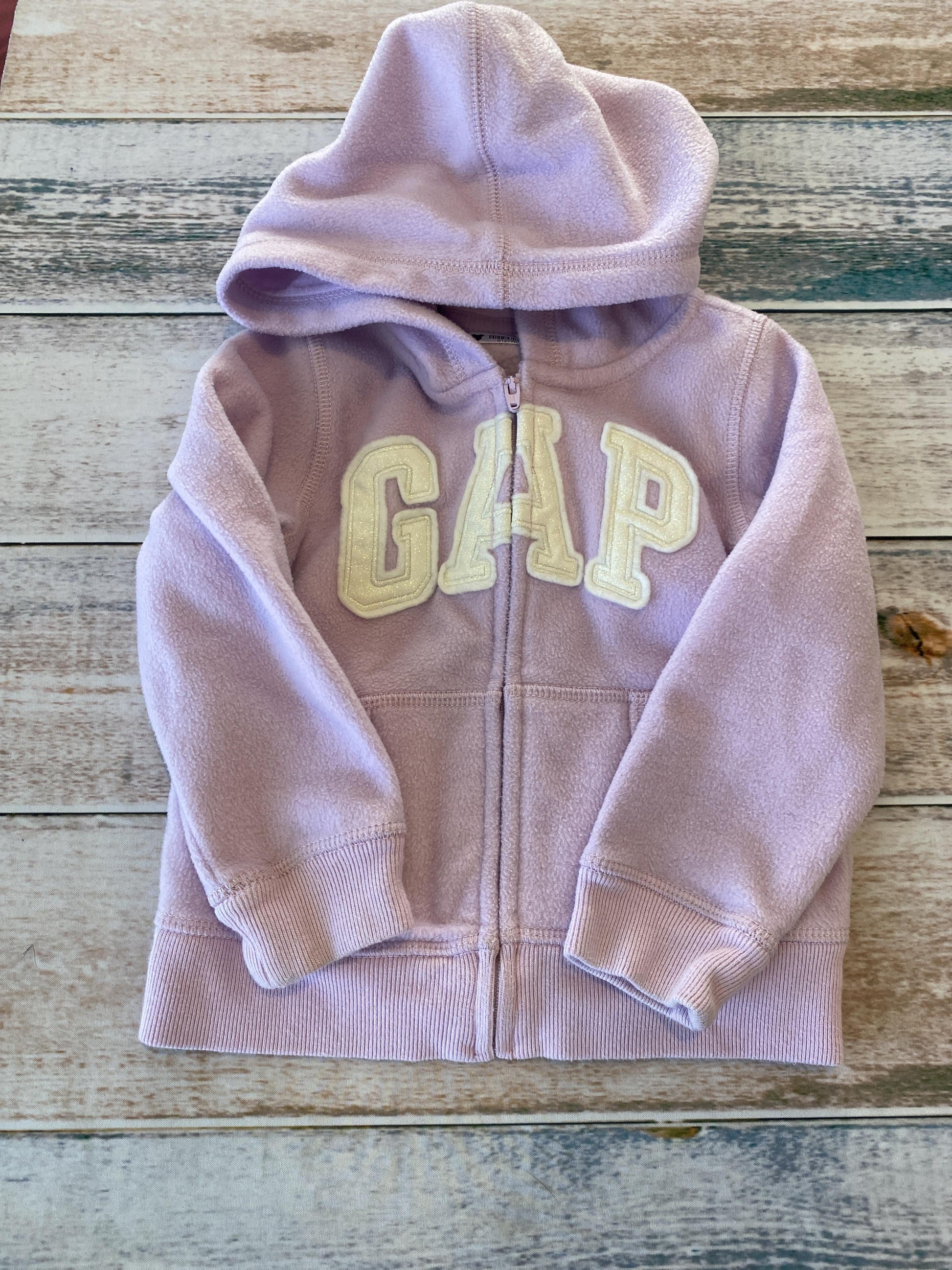 Gap Girls purple Sweater Size: 2T purple