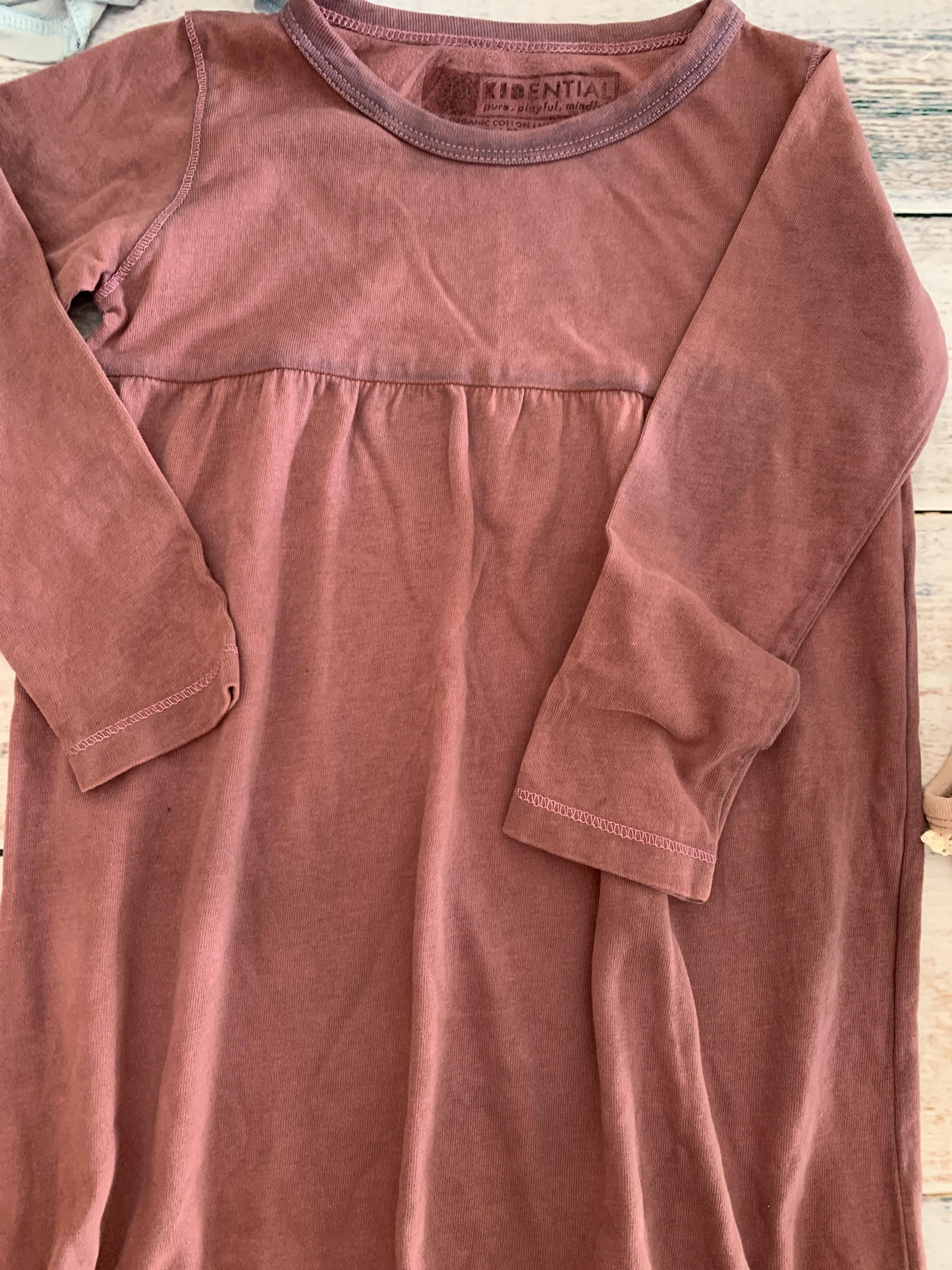 Kidential Girls purple Dress Size: 4T purple