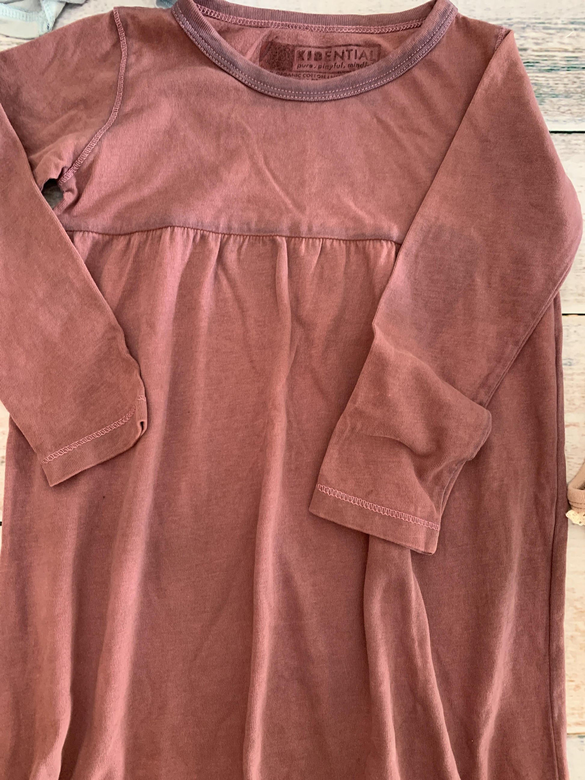 Kidential Girls purple Dress Size: 4T purple