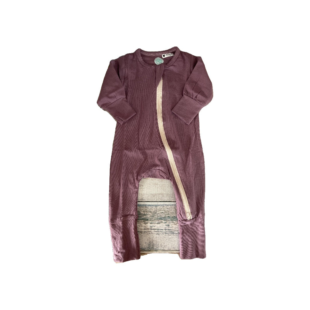 Elephant Moon Girls purple Pajamas Size: 6-12 months purple
