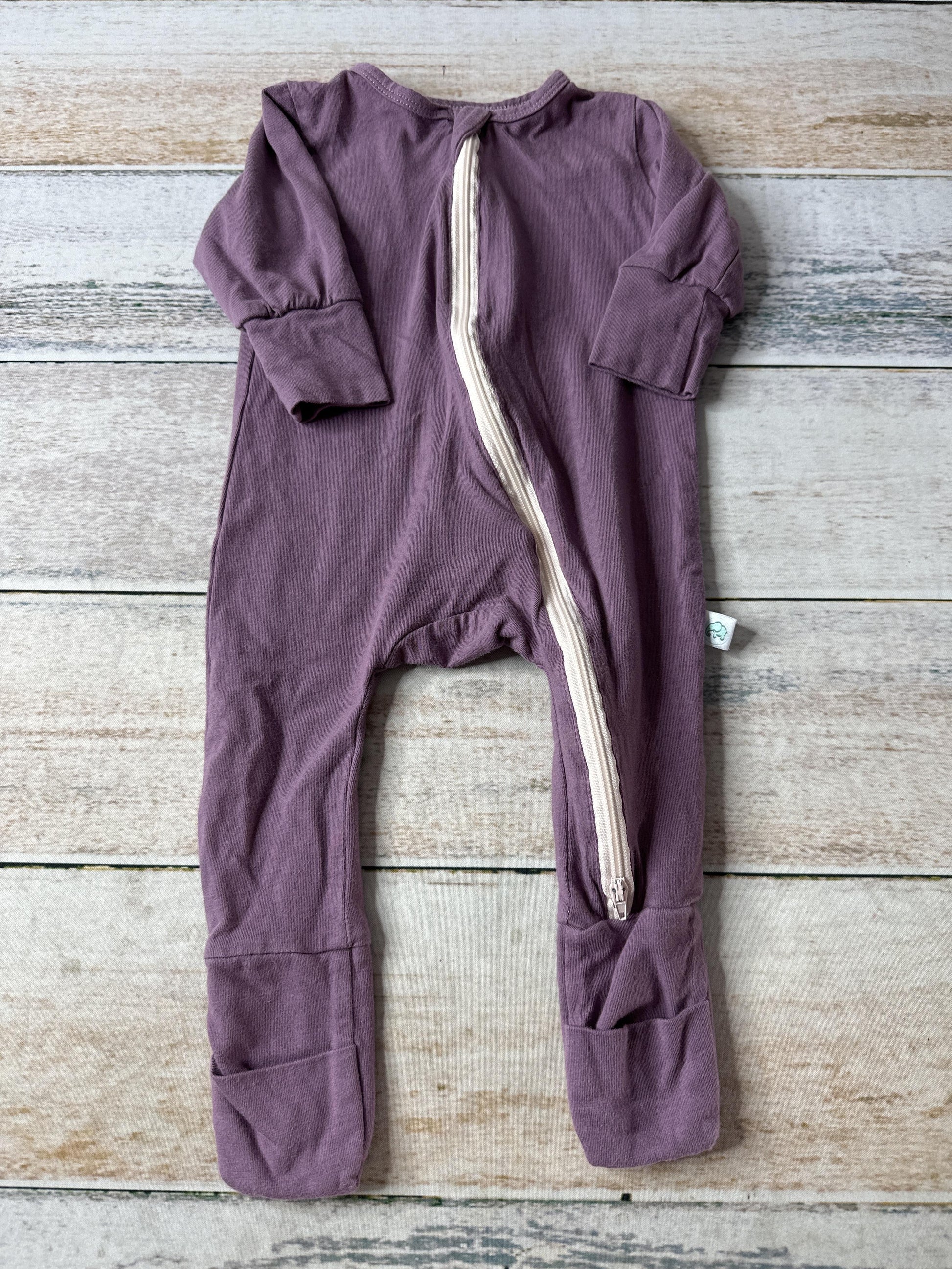 Elephant Moon Girls purple Pajamas Size: 3-6 months purple