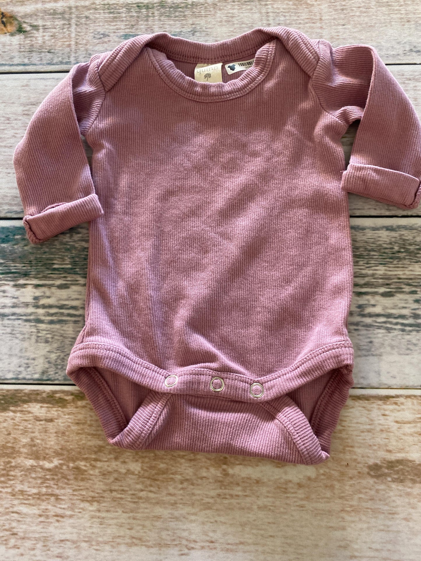 Kate Quinn Girls purple Onesie Size: 0-3 months purple