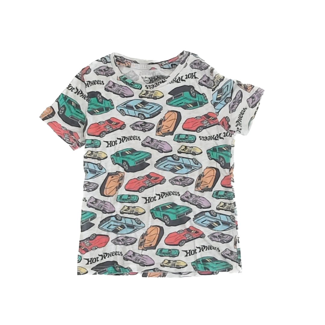 Hot Wheels Boys Race Car T-Shirt Size: 5T Race Car